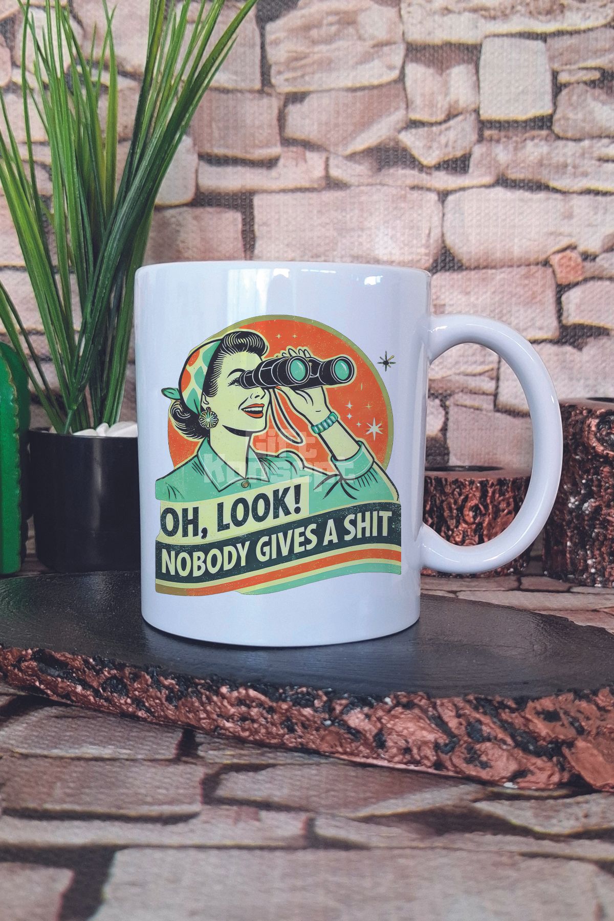 giftkonsept Look Nobody Gives A Shit Yazılı Komik Umursamaz İfade Hediye Baskılı Kupa Bardak
