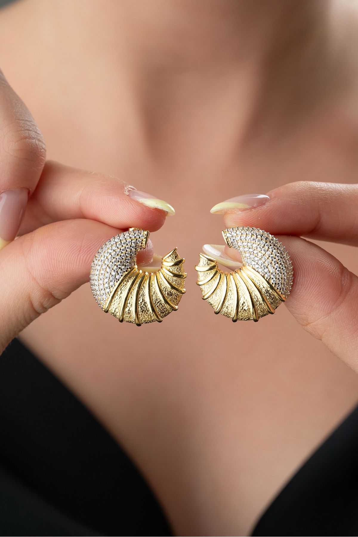 Silvano Jewelry 925 Ayar Gümüş Taşlı Deniz Kabuğu Küpe