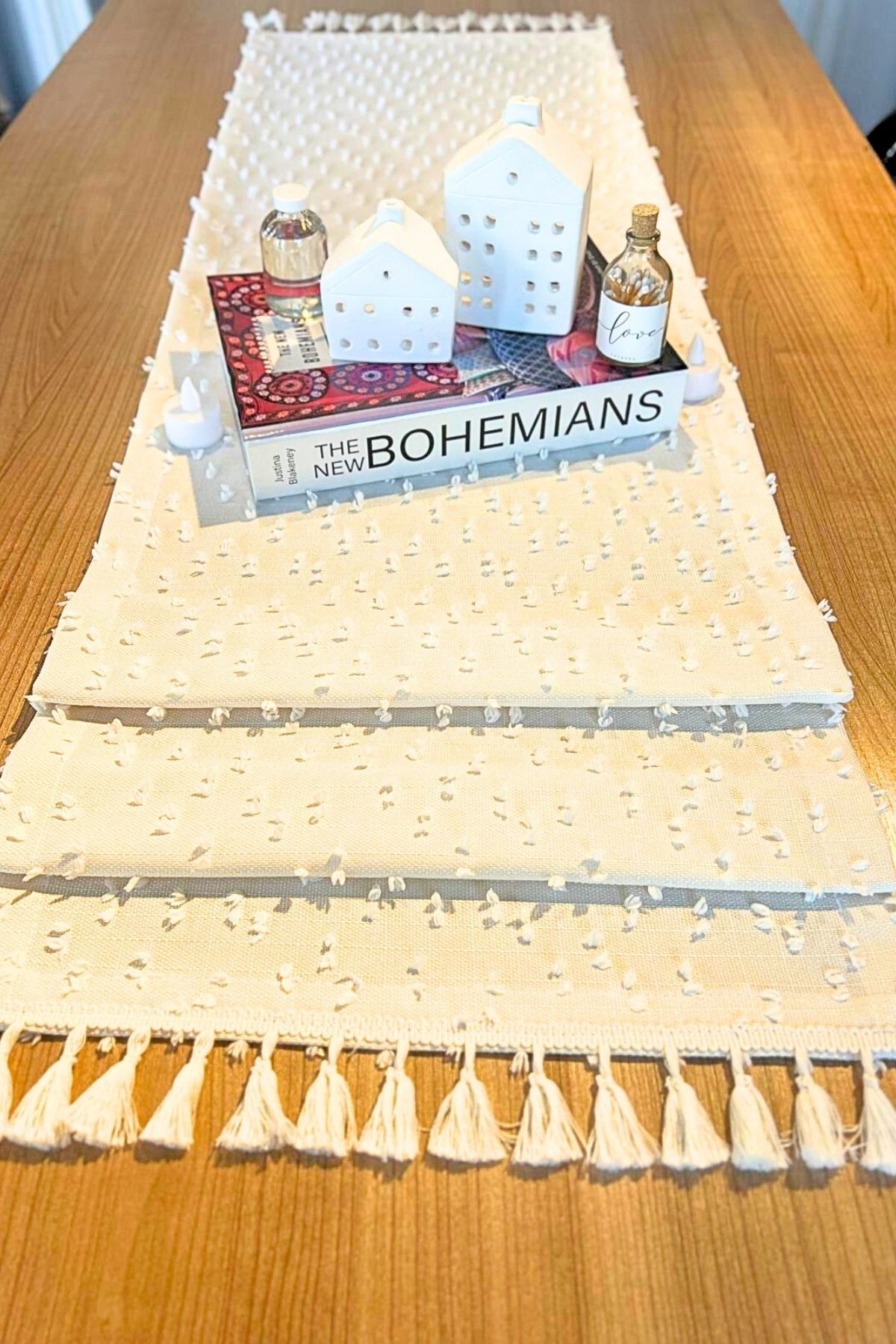 bufidik Minimal Ponpon Dokulu Püsküllü Runner 40x140 cm