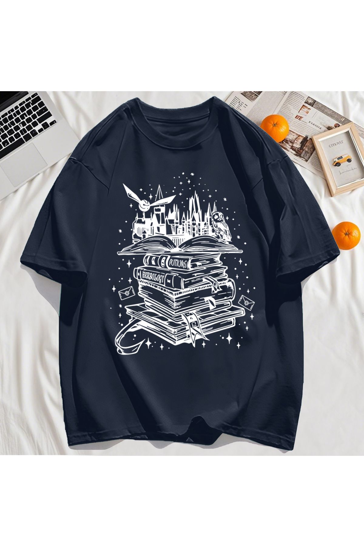 StartMore Y2k Vintage Tişört Tee Birçok Kitap Ve Uçan Kuşlar Baskı