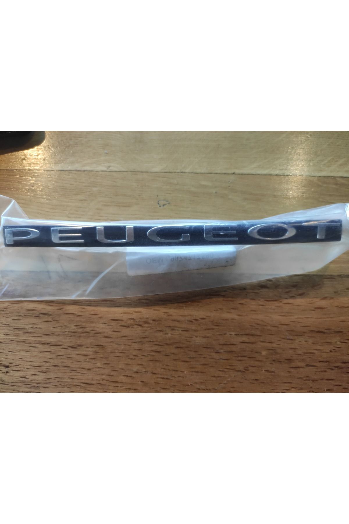 restinal peugeot 508 ön panjur yazısı 9674717580 oem panjur logo 508 pejo logo yazısı