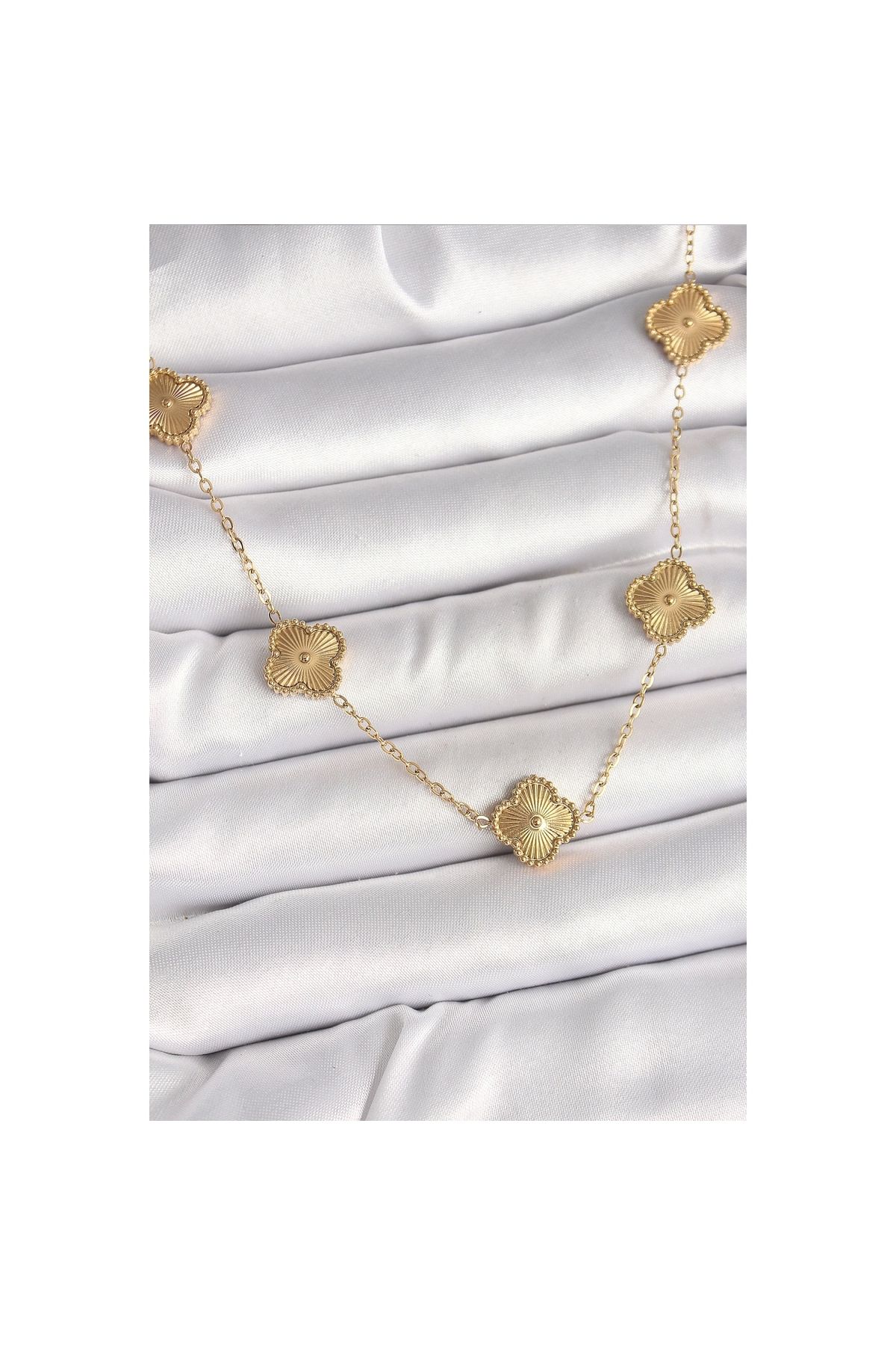 Marsilyan 316L Çelik Gold Renk Zincir İşlemeli Yonca Model Kadın Kolye - TJ-BKO9924