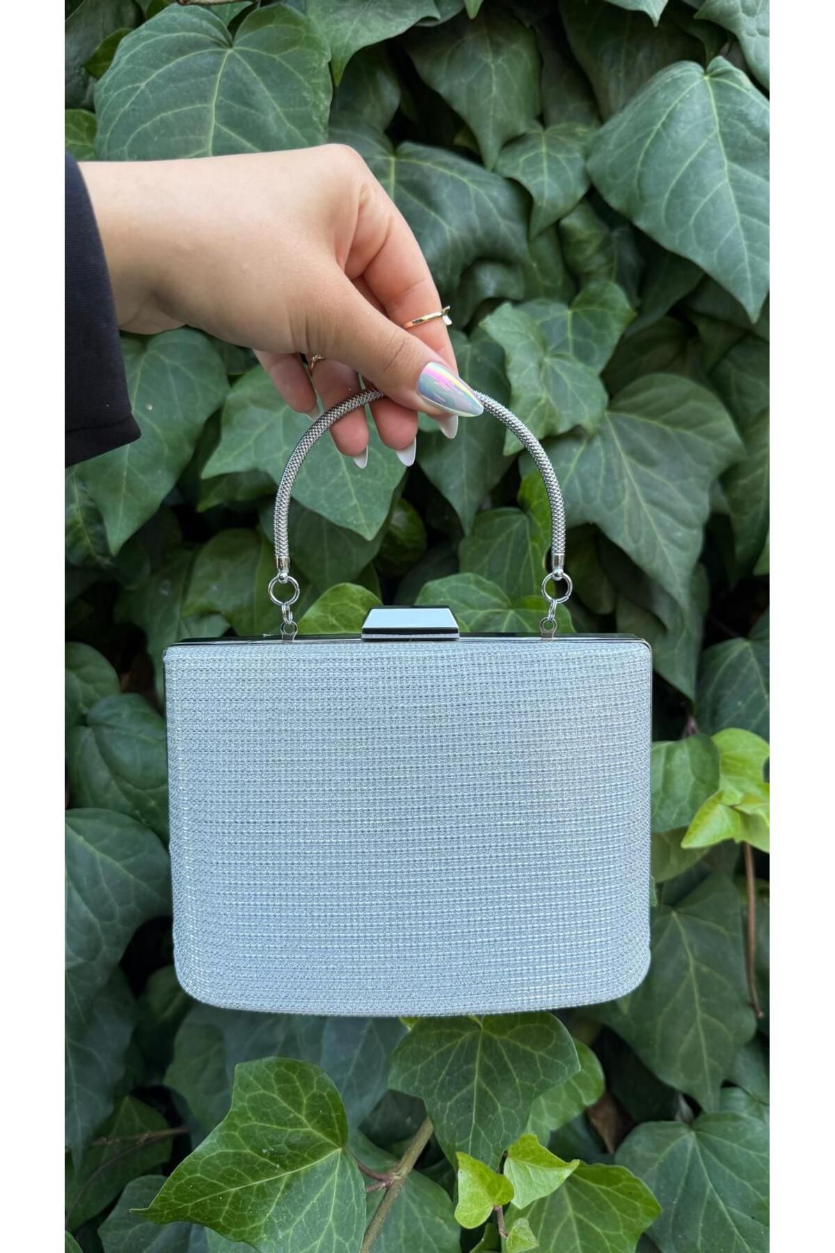 BRAVE BAG GÜMÜŞ SİM DETAYLI ABİYE ÇANTA -02