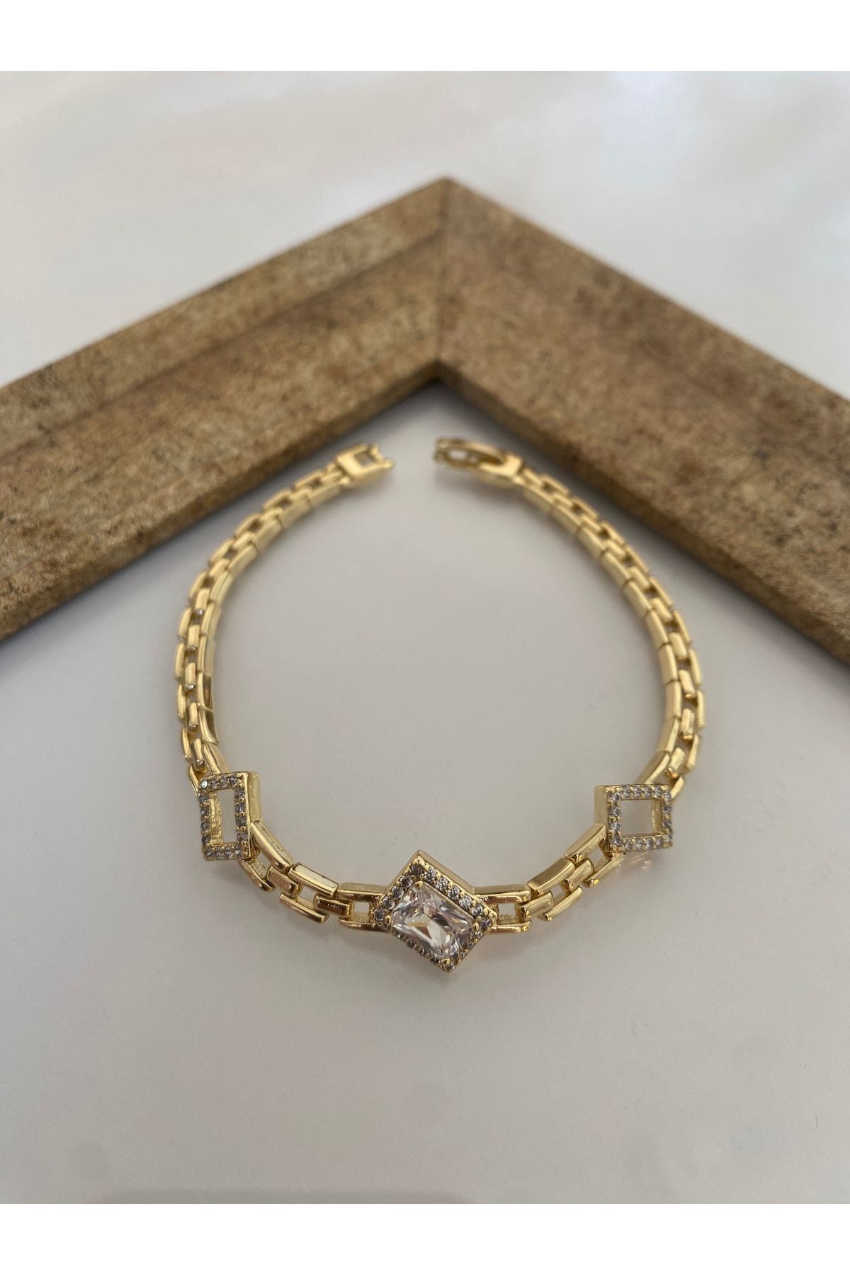 Asavia Xuping Jewelry 14 Ayar Altın Kaplama Zirkon Taşlı Bileklik