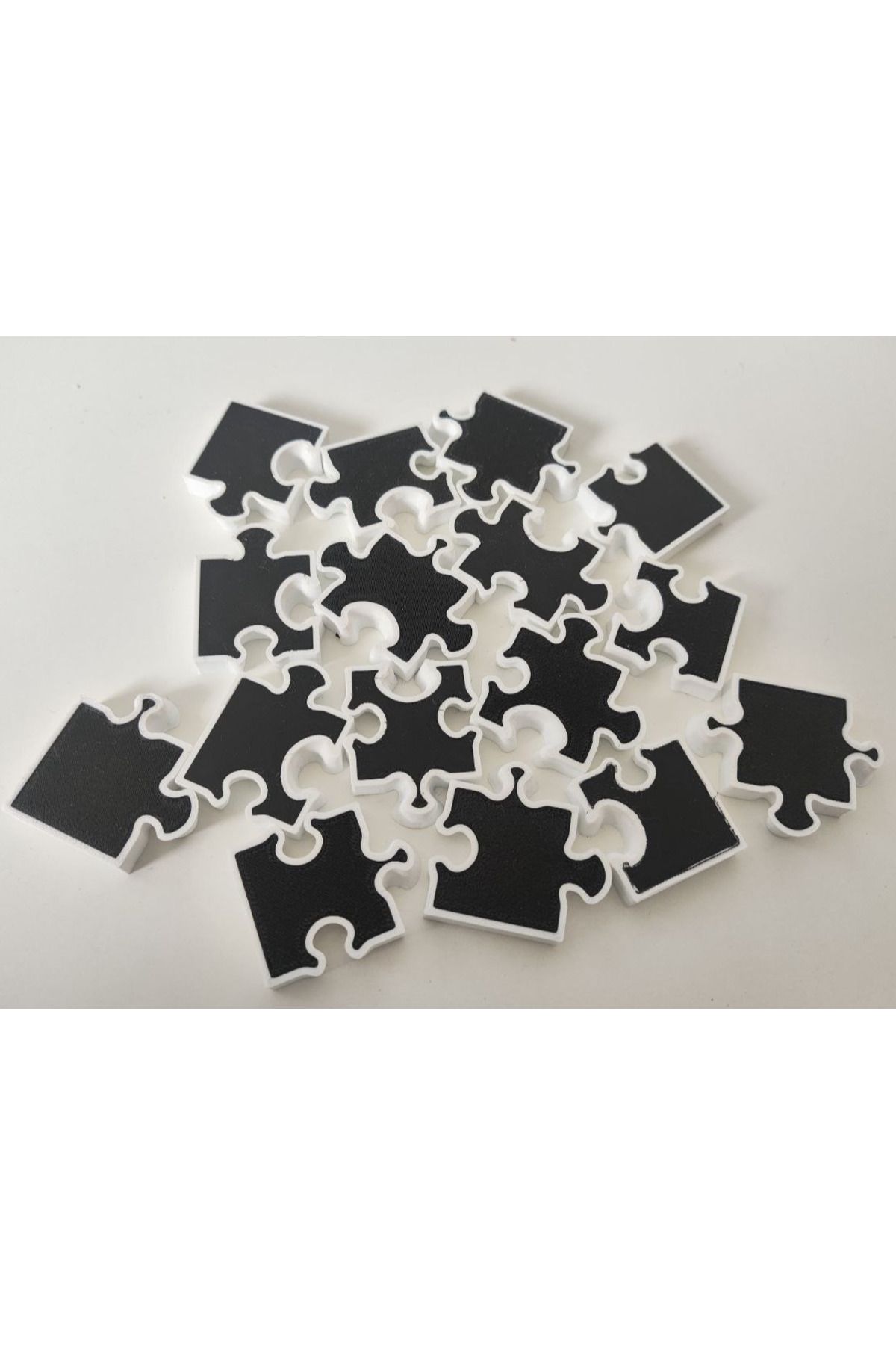 talaşoğlu Oskar van Deventer'da on altı parça Jigsaw