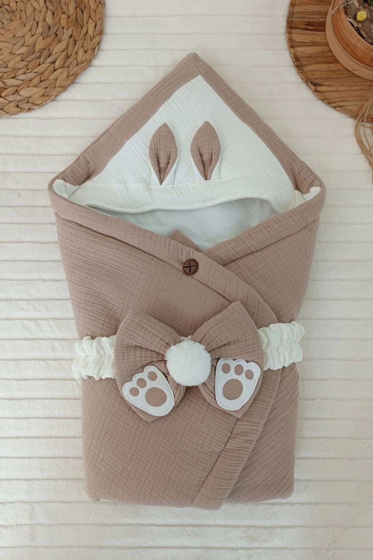 shopwave Yenidoğan 4 Kat Müslin Kumaş Kulaklı Patili Fiyonk Bebek Battaniyesi Kundak