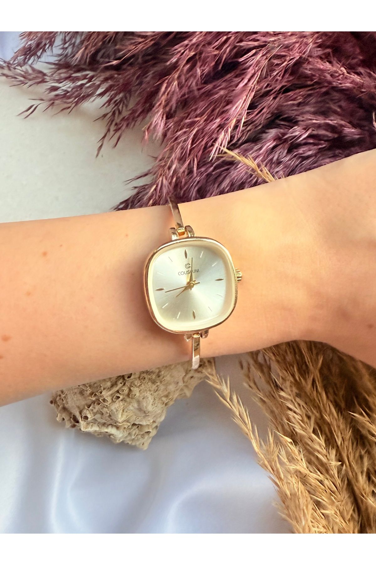 TD TRENDDURAGI Vintage Kare Gold İçi Beyaz Kadın Kol Saati