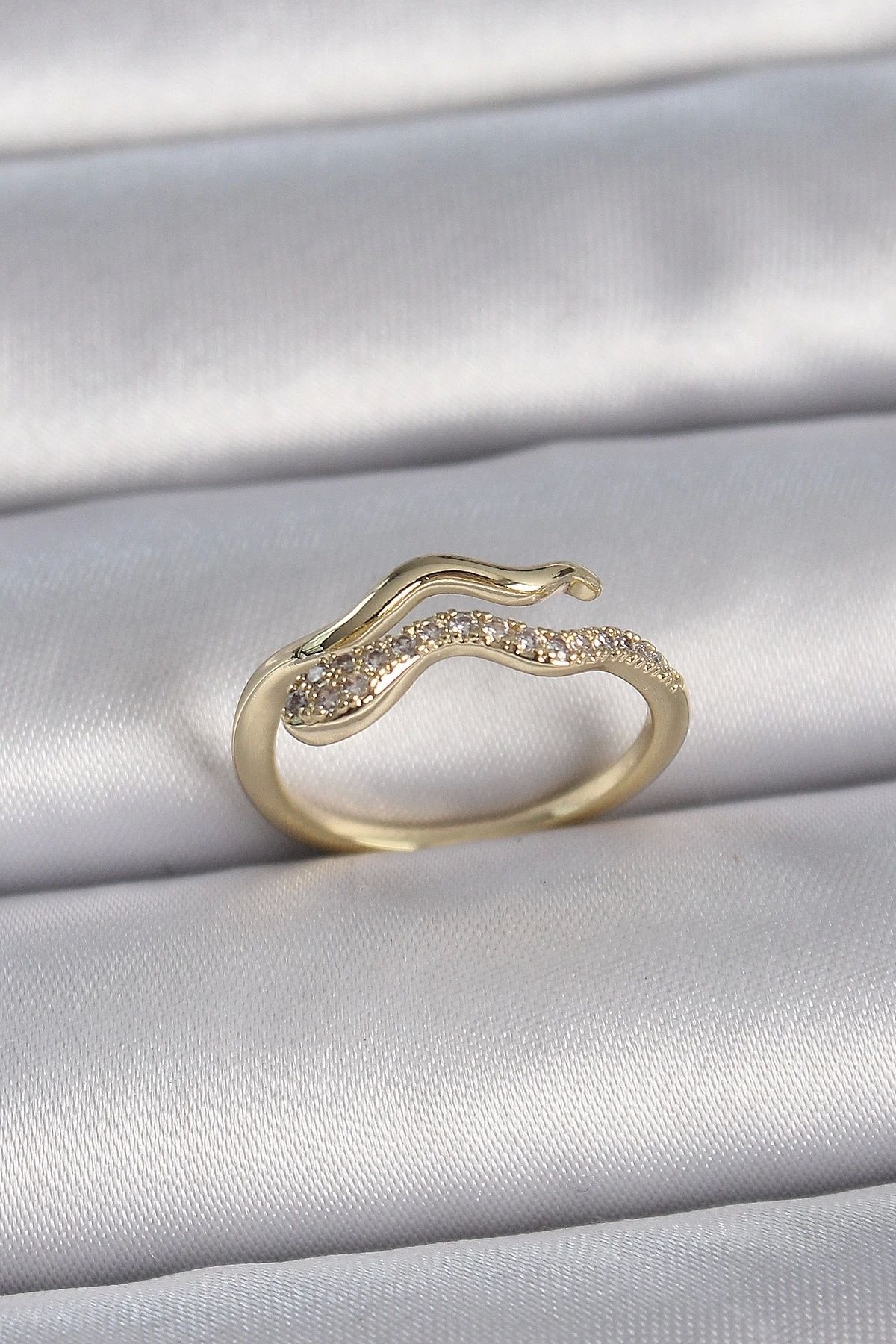 shopwave Pirinç Gold Renk Zirkon Taşlı Yılan Ayarlanabilir Model Kadın Yüzük