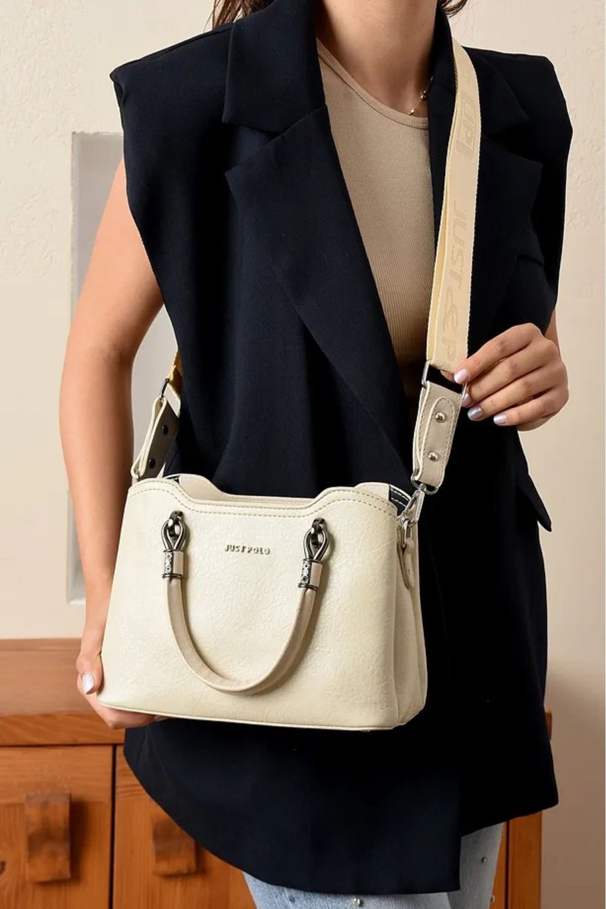 Just Polo Kadın Yeni Sezon Orta Boy El Ve Omuz Çantası 236070MH