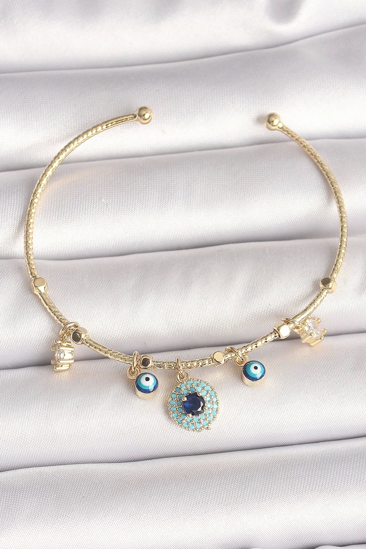 shopwave Pirinç Gold Renk Zirkon Taşlı Nazar Boncuk Detay Charm Kadın Bileklik