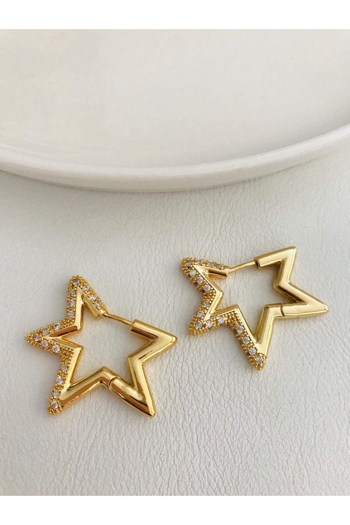 Mercan Aksesuar Yıldız Model Çelik Zirkon Taşlı Küpe 2,5 cm