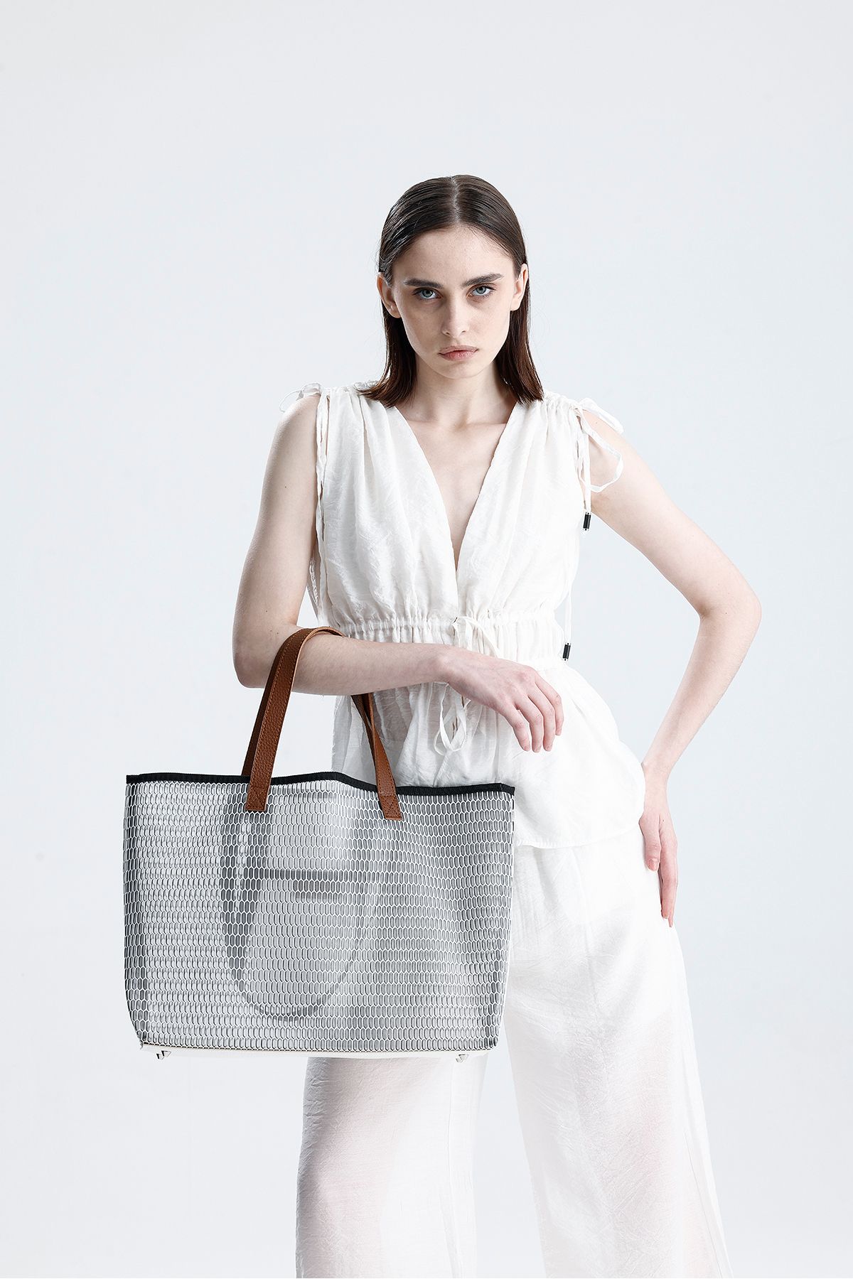 HEYBE'S Kadın Beyaz Petek Desenli Şeffaf Büyük Boy Plaj Ve Alışveriş Shopper Tote Omuz Çantası