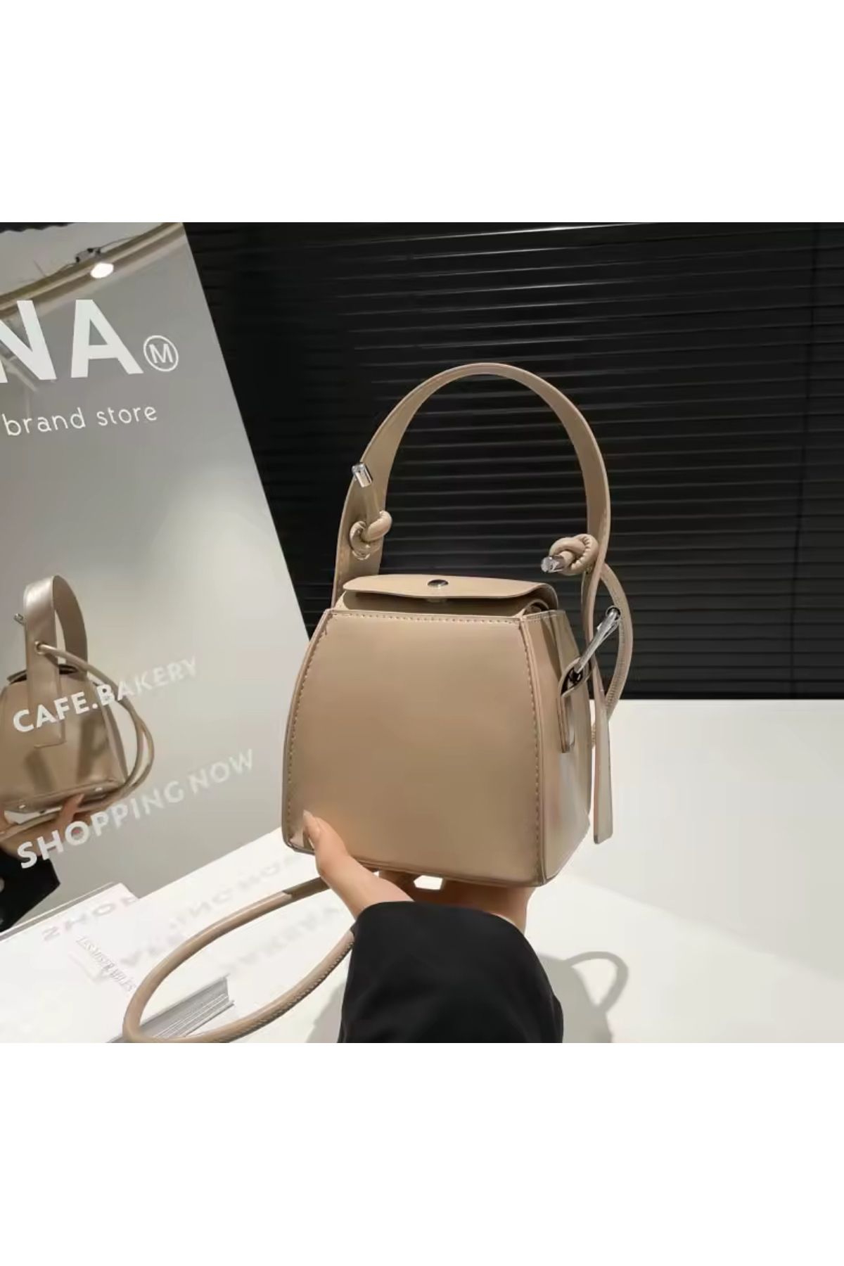 La Saade Blanche Cube-Dörtgen Smart Casual Bej Çanta