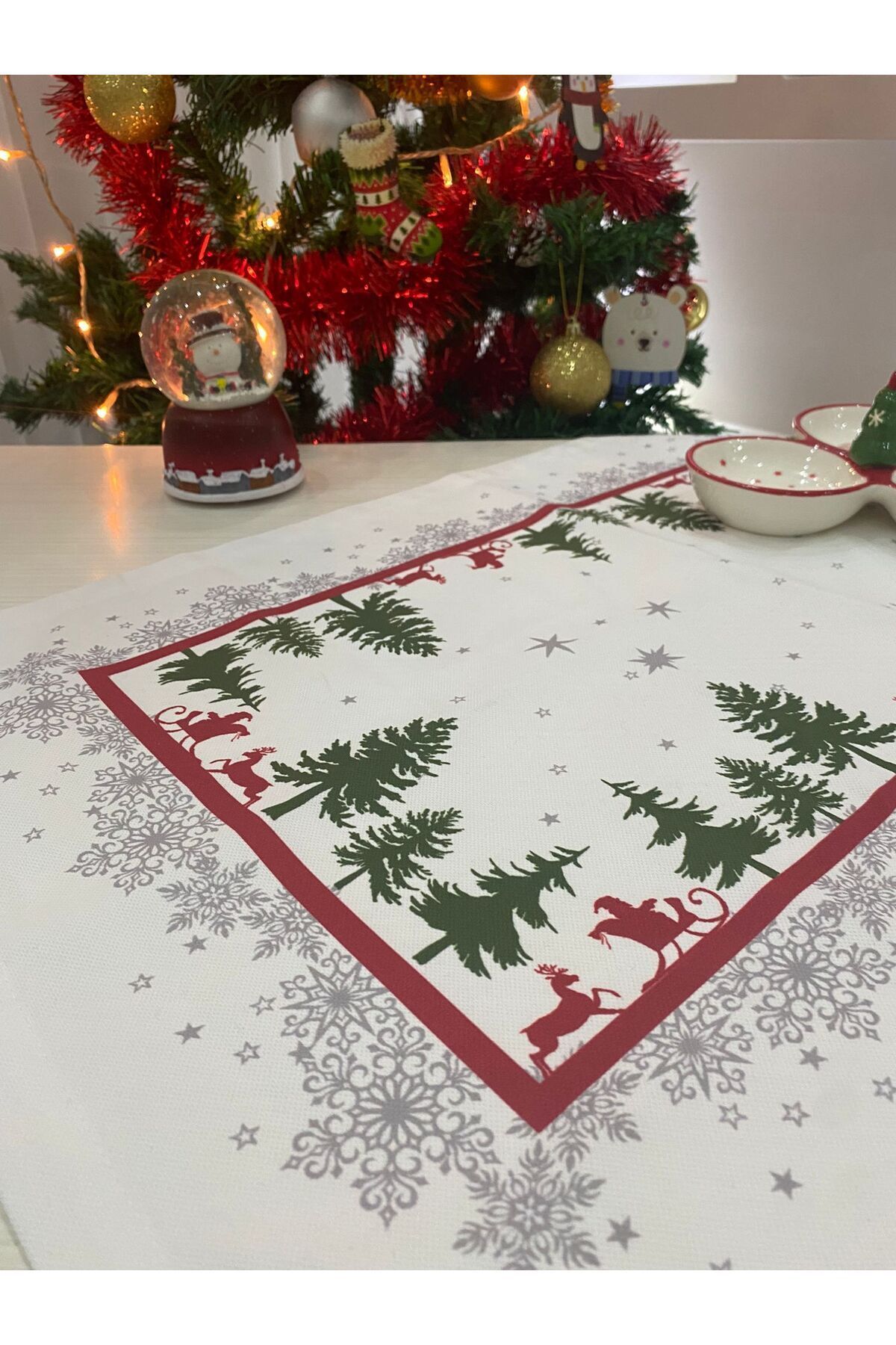 Elioure Yılbaşı Runner ,çam Ağacı, Noel, 2025, Masa Örtüsü, Dertsiz, Leke Tutmaz, Sofra Bezi, Yeni Yıl