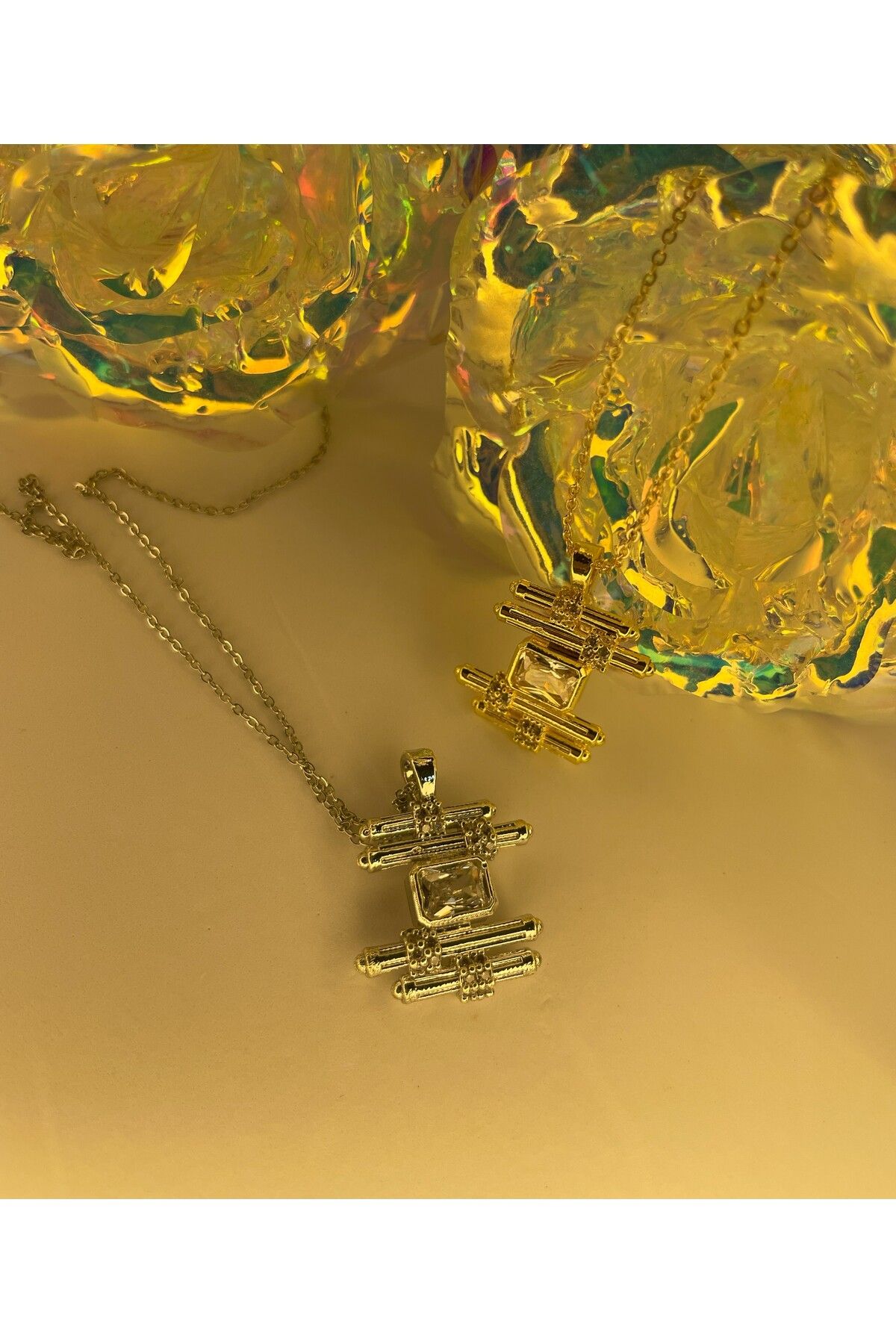Cousin Accessories Çelik Kristal Taşlı Kolye