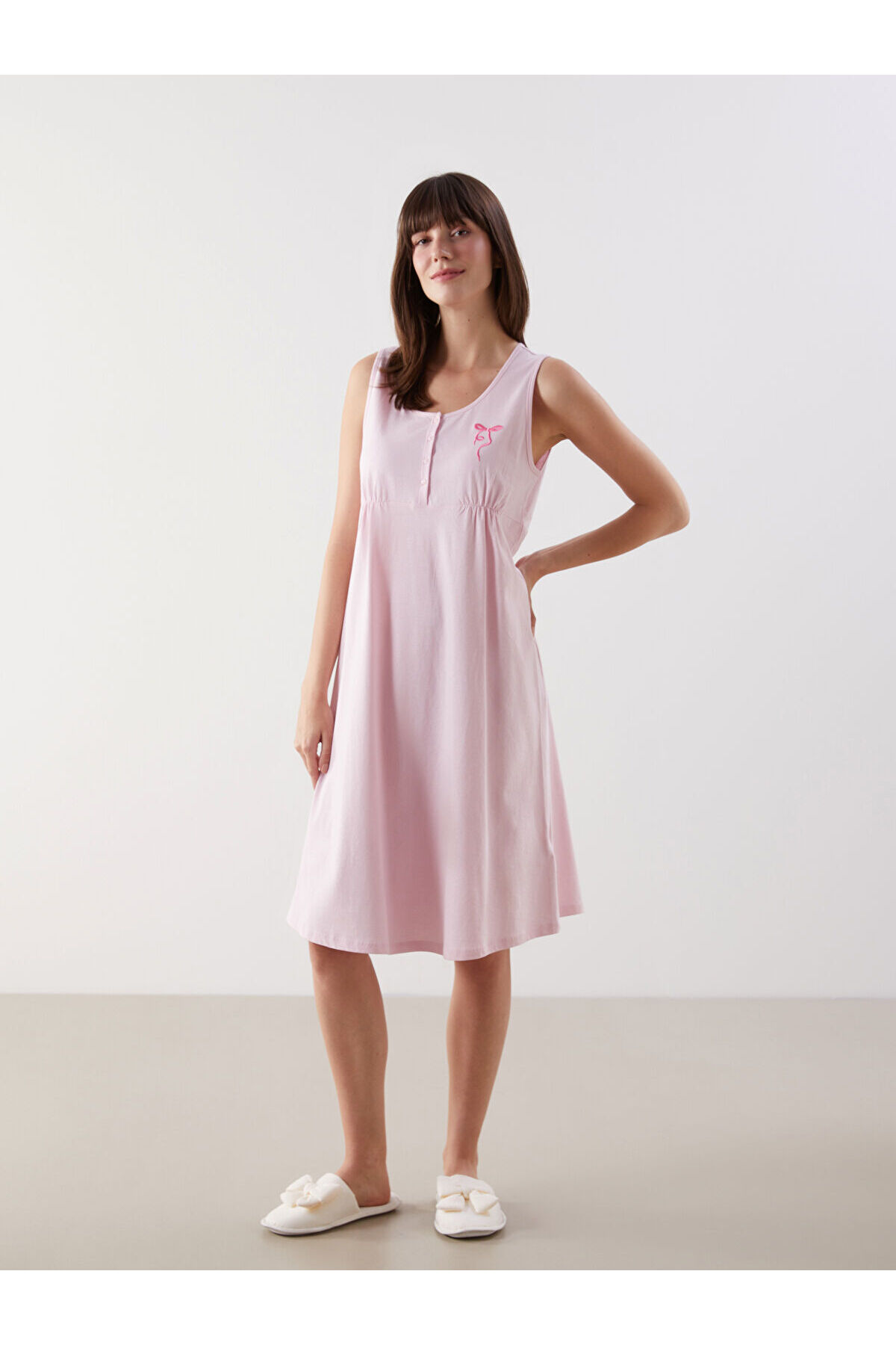 LC Waikiki Yeni Sezon U Yaka Fiyonk Nakisli Hamile Gecelik - S5H897Z8