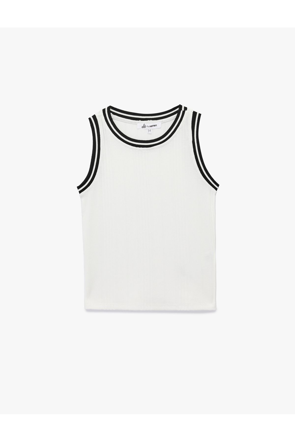 Koton Slim Fit Kolsuz Biyeli Bisiklet Yaka Atlet