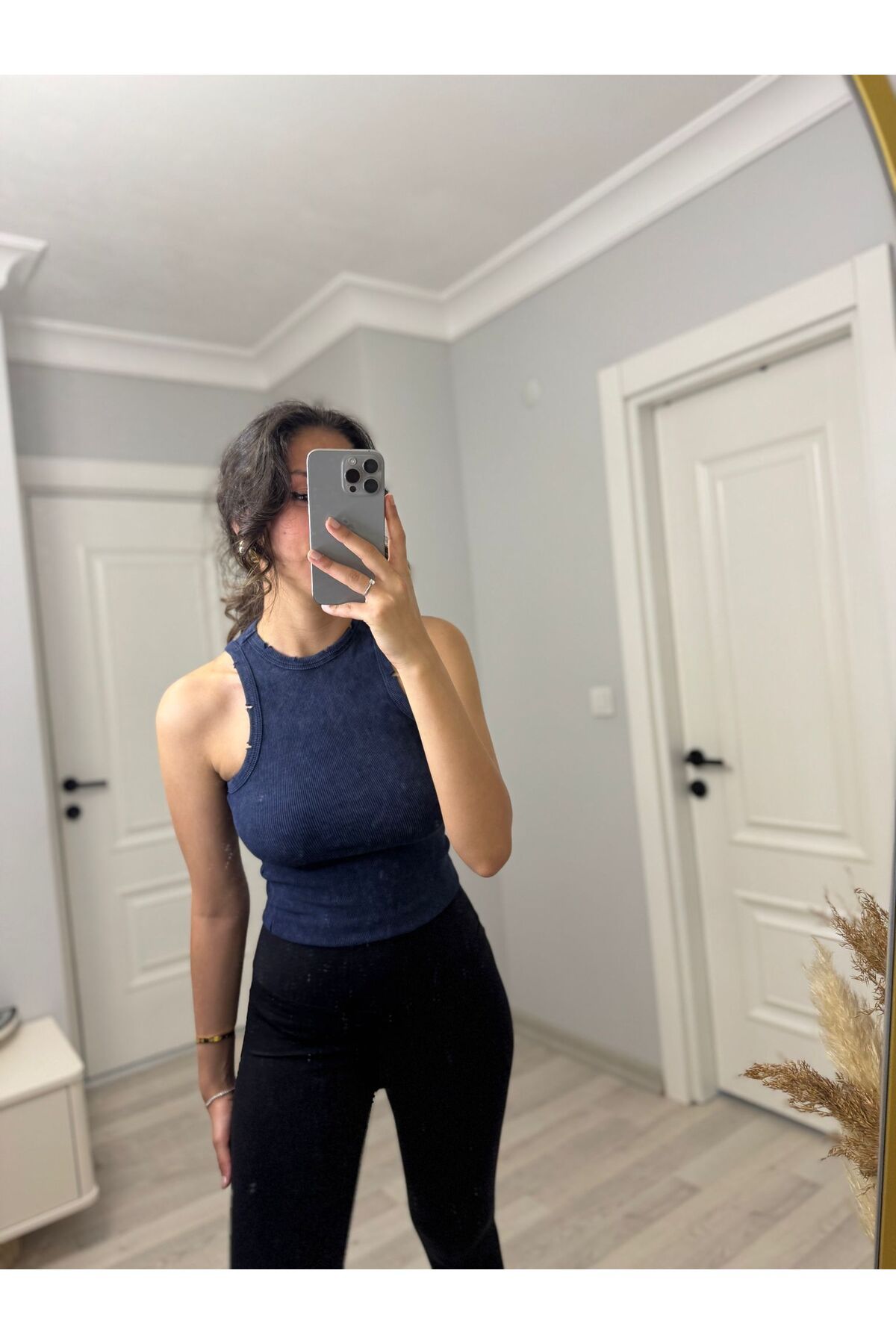 MasalBoutiquee KADIN LACİVERT HALTER YAKA YIKAMA DETAYLI CROP