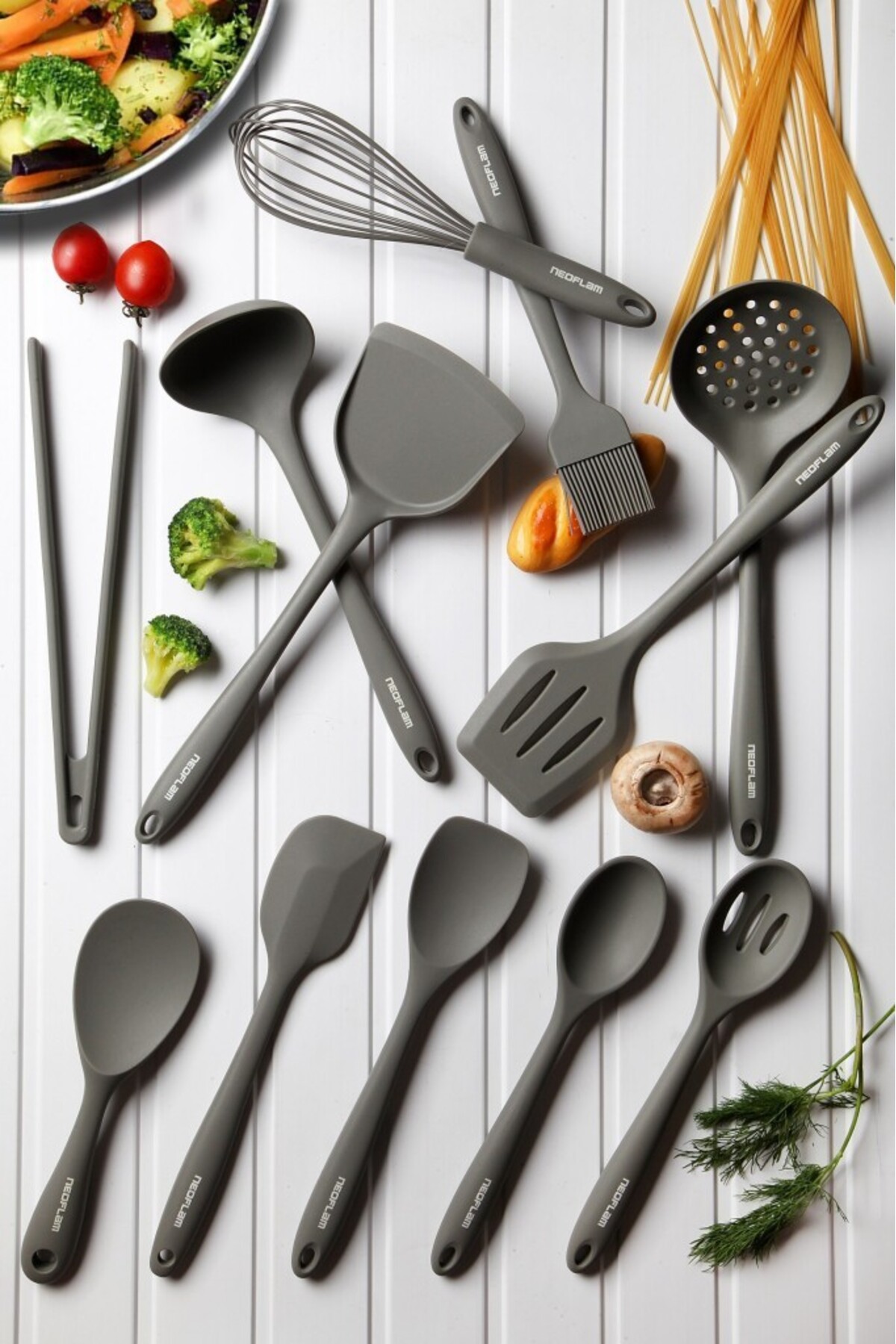 Silicone Grey 12-Piece Service Set