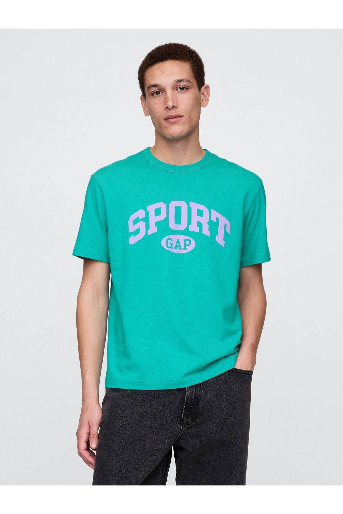 GAP Erkek Yeşil Gap Logo Sport Relaxed T-Shirt