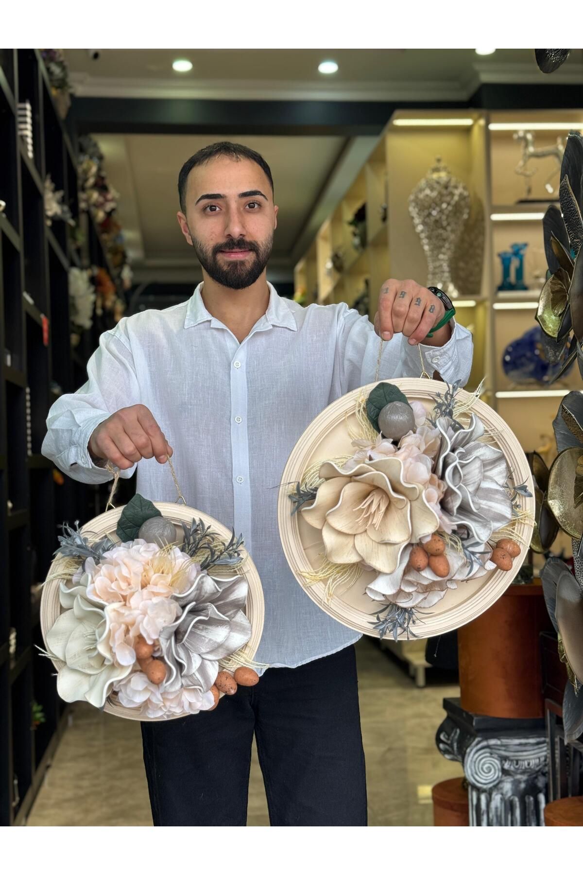 TASARIMHMODA Yapay Çiçekli Ahşap Duvar Süsü No:4