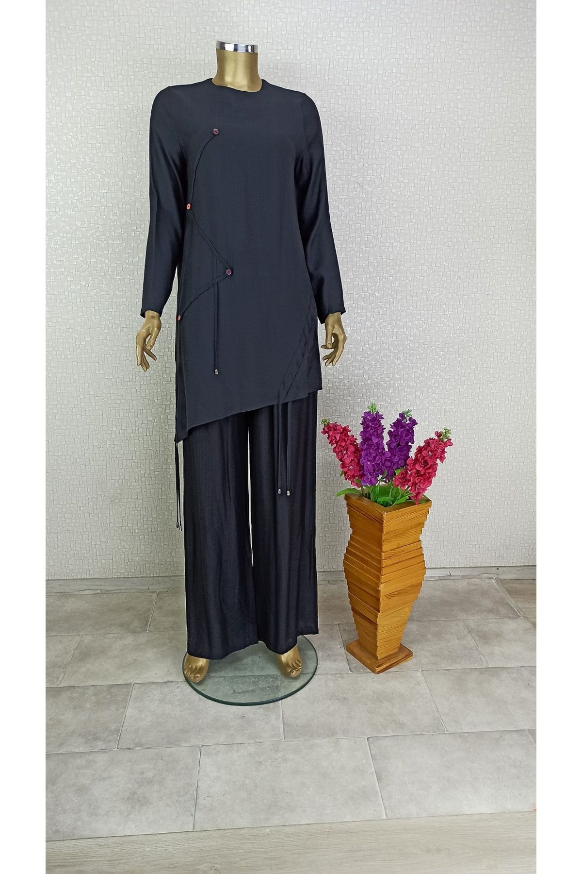 SAISEI 12174 SIFIR YAKA ÖNÜ DESENLİ YANI BÜZGÜLÜ TUNİK QYS TUNİK 12174 #23-09#