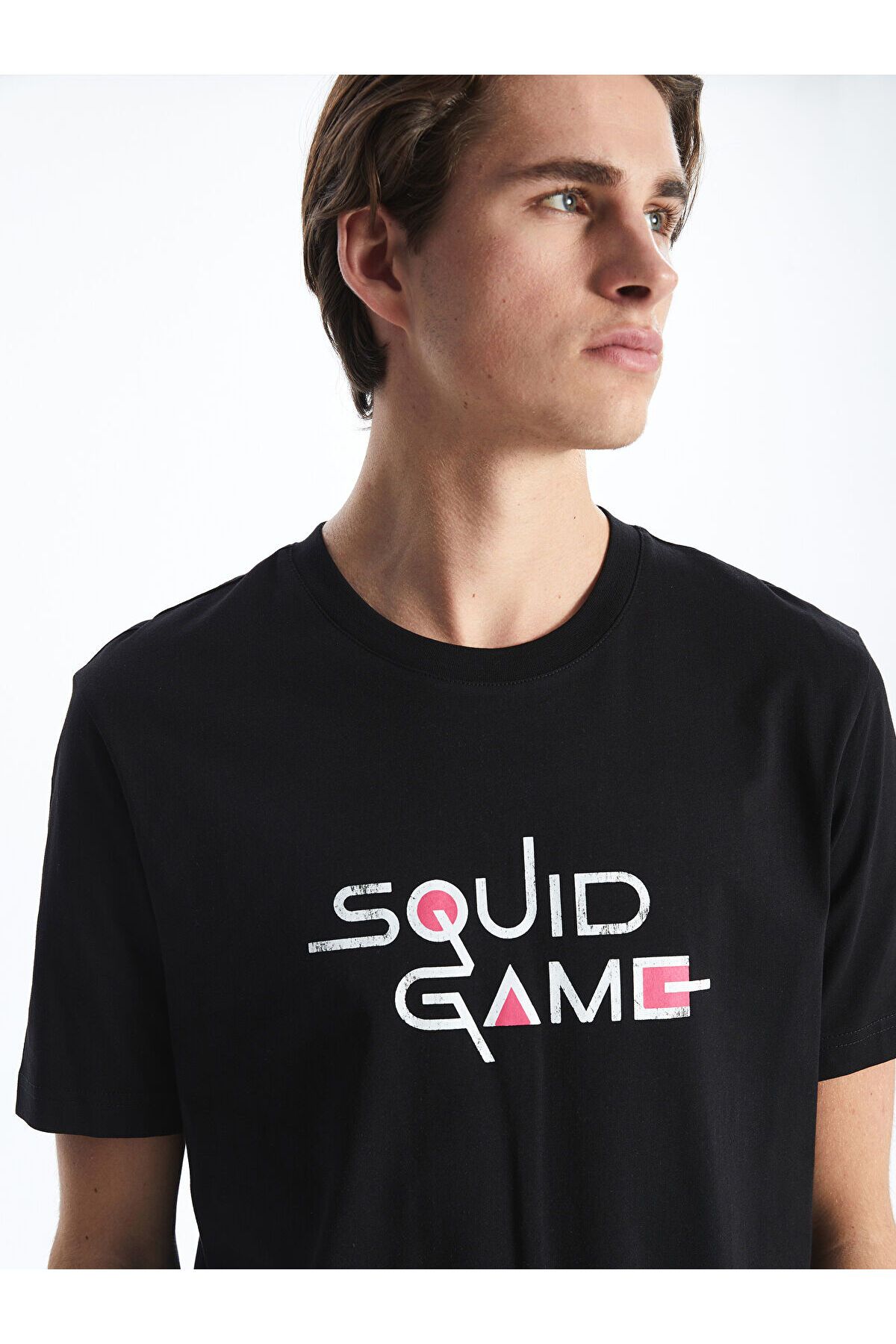 LC Waikiki Bisiklet Yaka Kısa Kollu Squid Game Baskılı Penye Erkek Tişört
