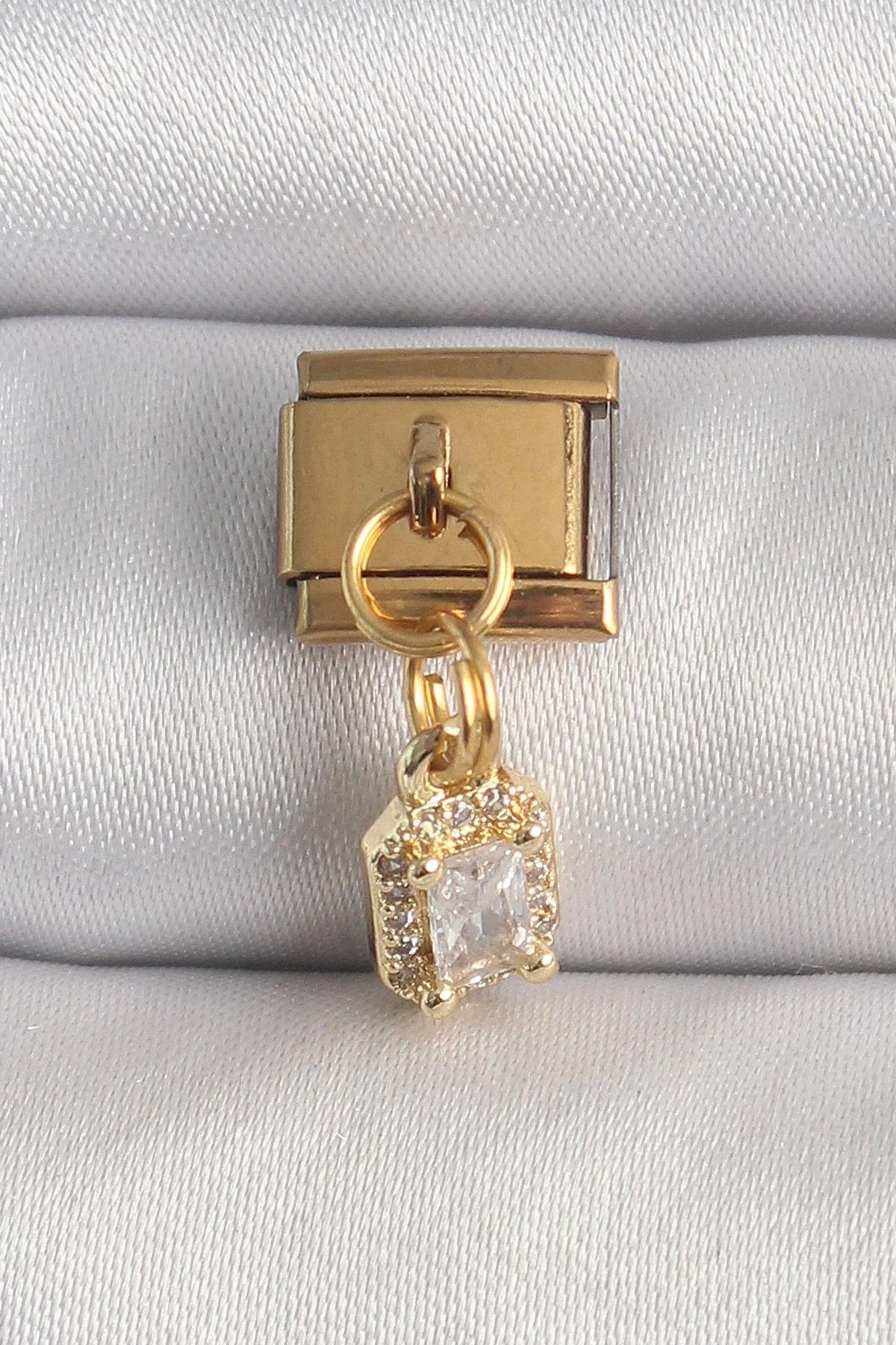shopwave 316L Çelik Gold Renk Sallantı Zirkon Taşlı Kare Model Nomination Charm