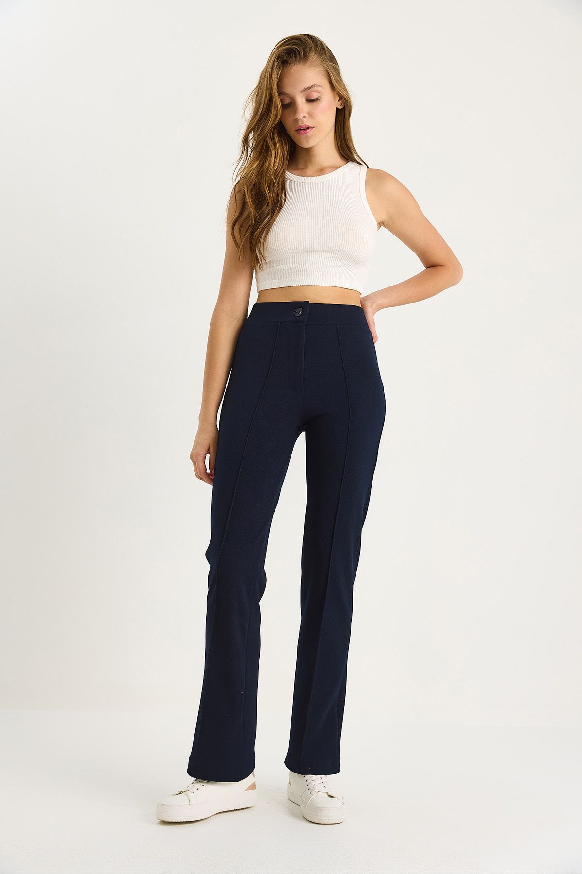 Bianco Lucci-Women's Çima Detailed Spanish Leg Trousers 60283472 2
