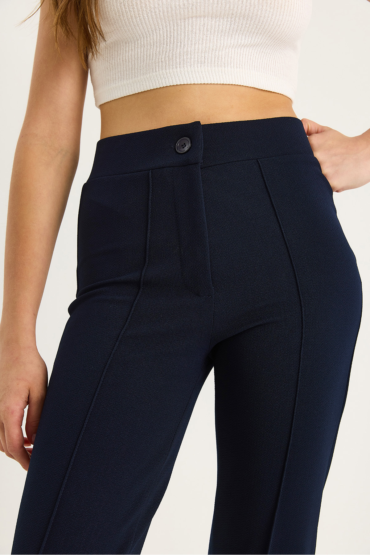 Bianco Lucci-Women's Çima Detailed Spanish Leg Trousers 60283472 5