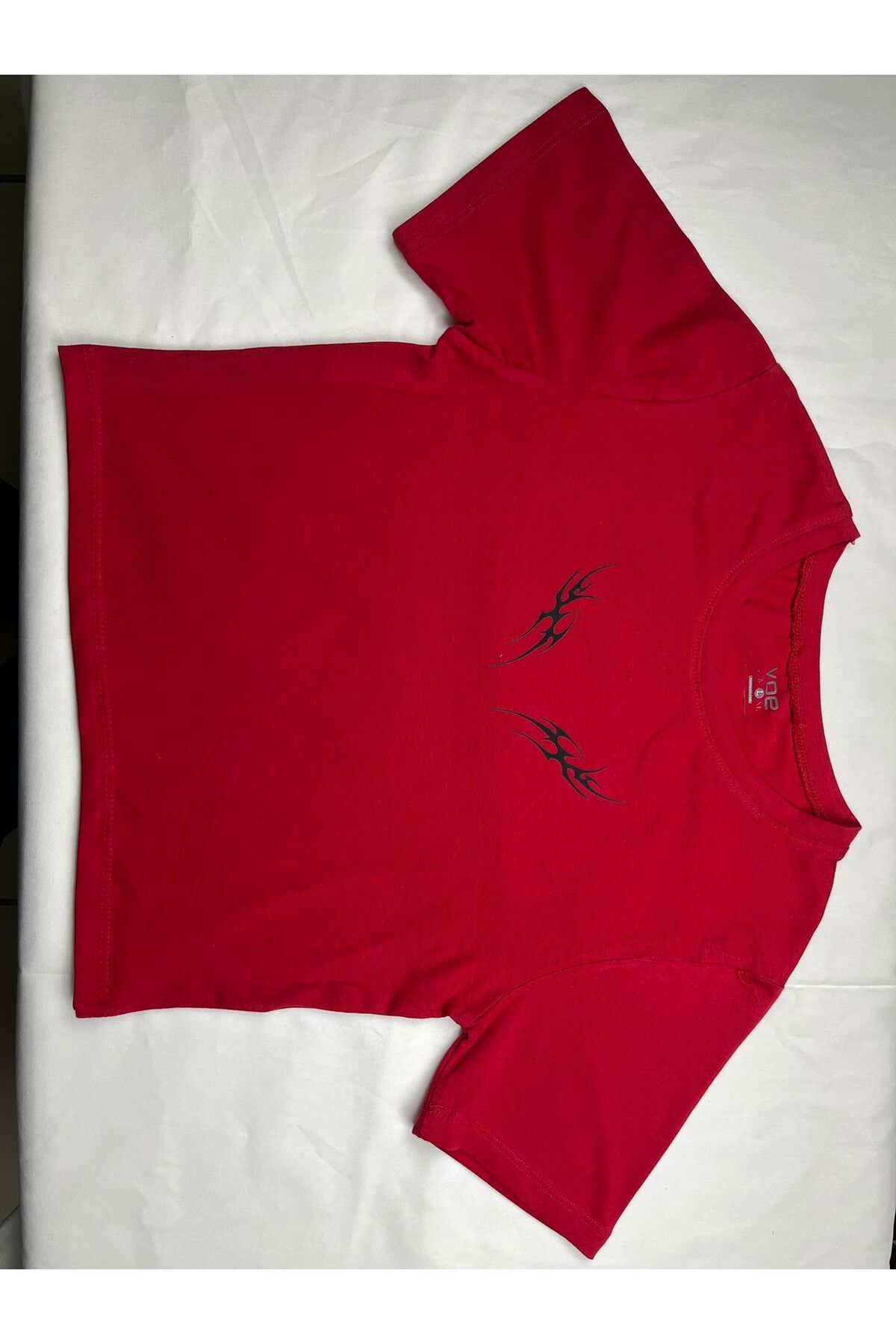 Butik kırmızı renk baskılı crop