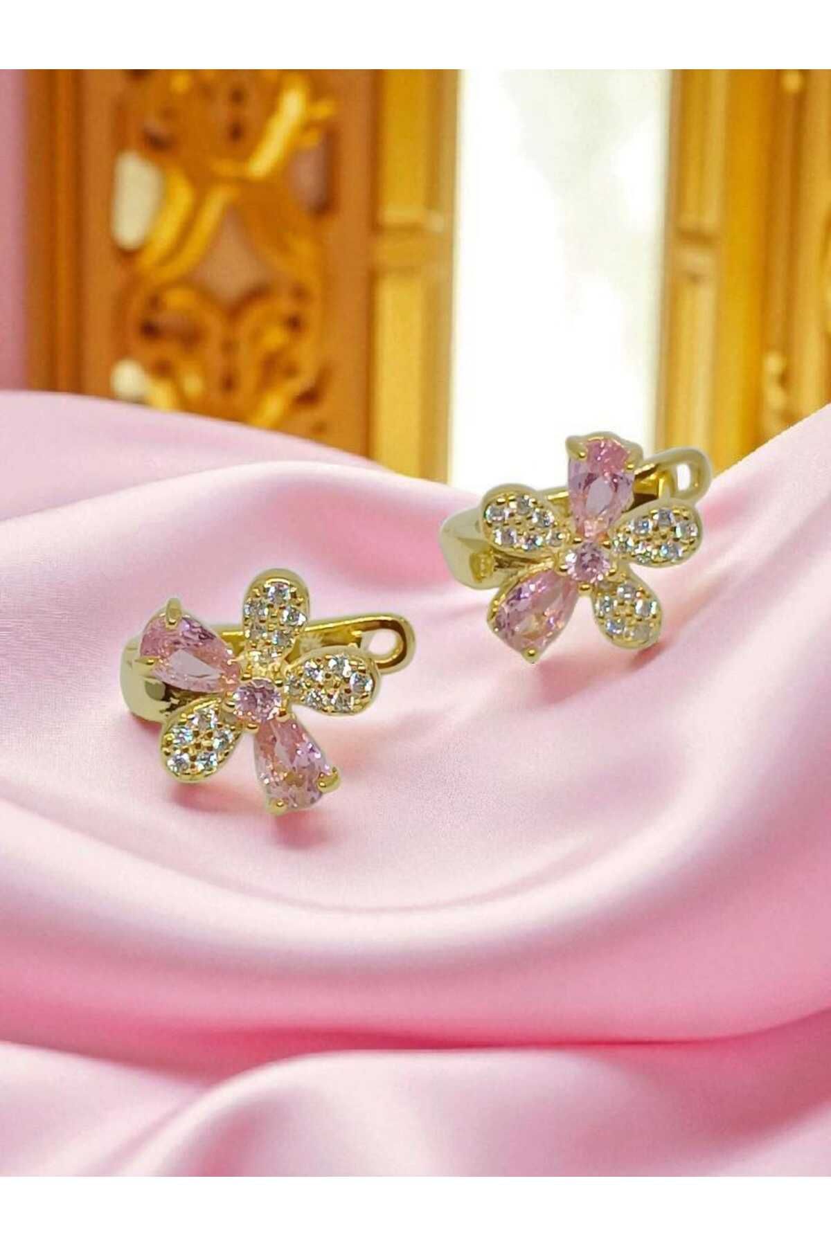 LUNEL Silver 925 Ayar Gümüş Pembe ve Beyaz Taşlı Çiçek Küpe – Zarif ve Romantik Tasarım
