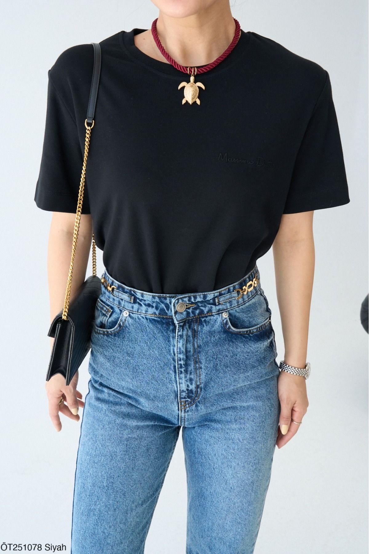 Litesa Kadın Bisiklet Yaka Nakış Detaylı %100 Pamuk T-Shirt