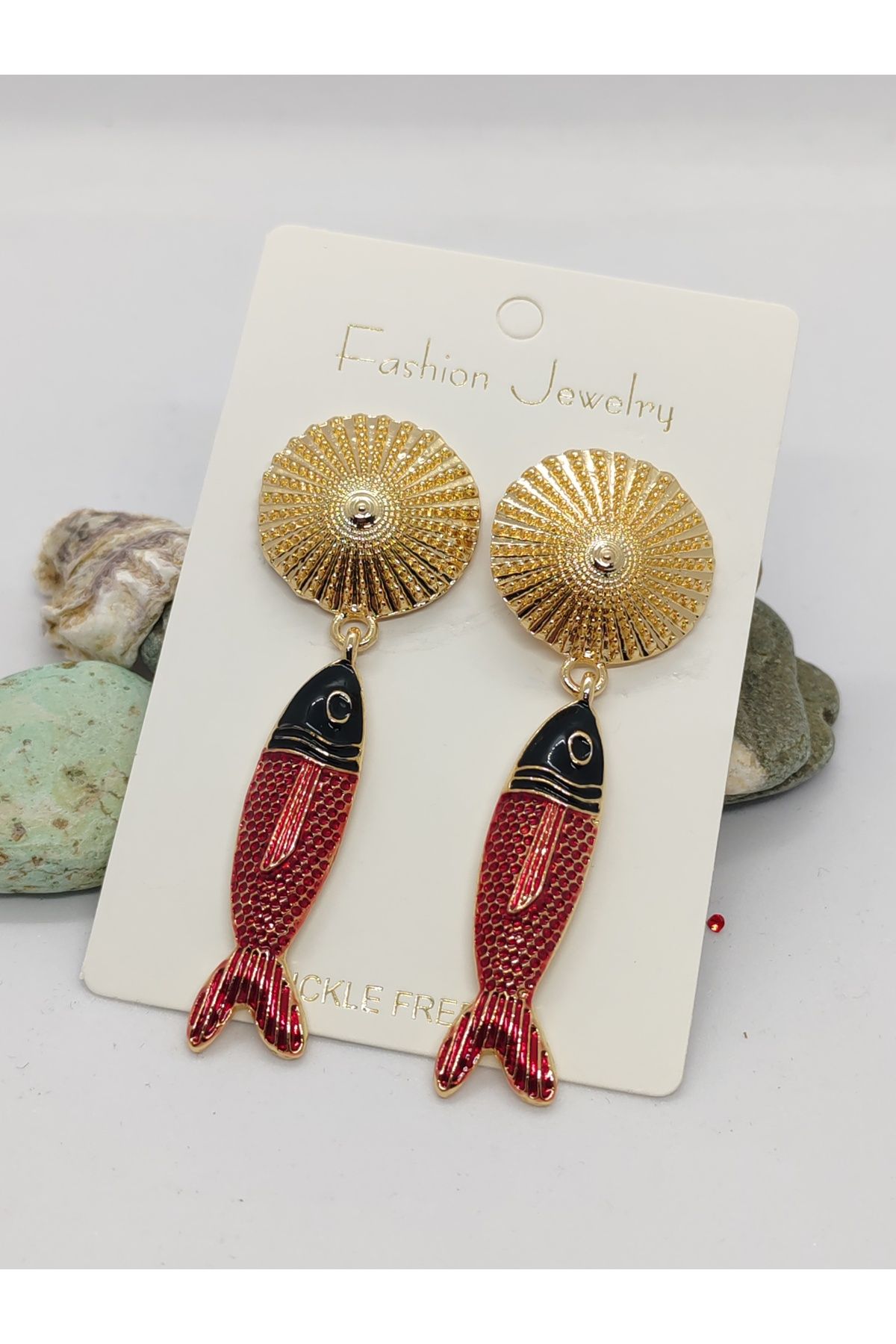 Cadde Dükkanı Çelik Sallantılı Kırmızı Balık Figürlü Gold Küpe