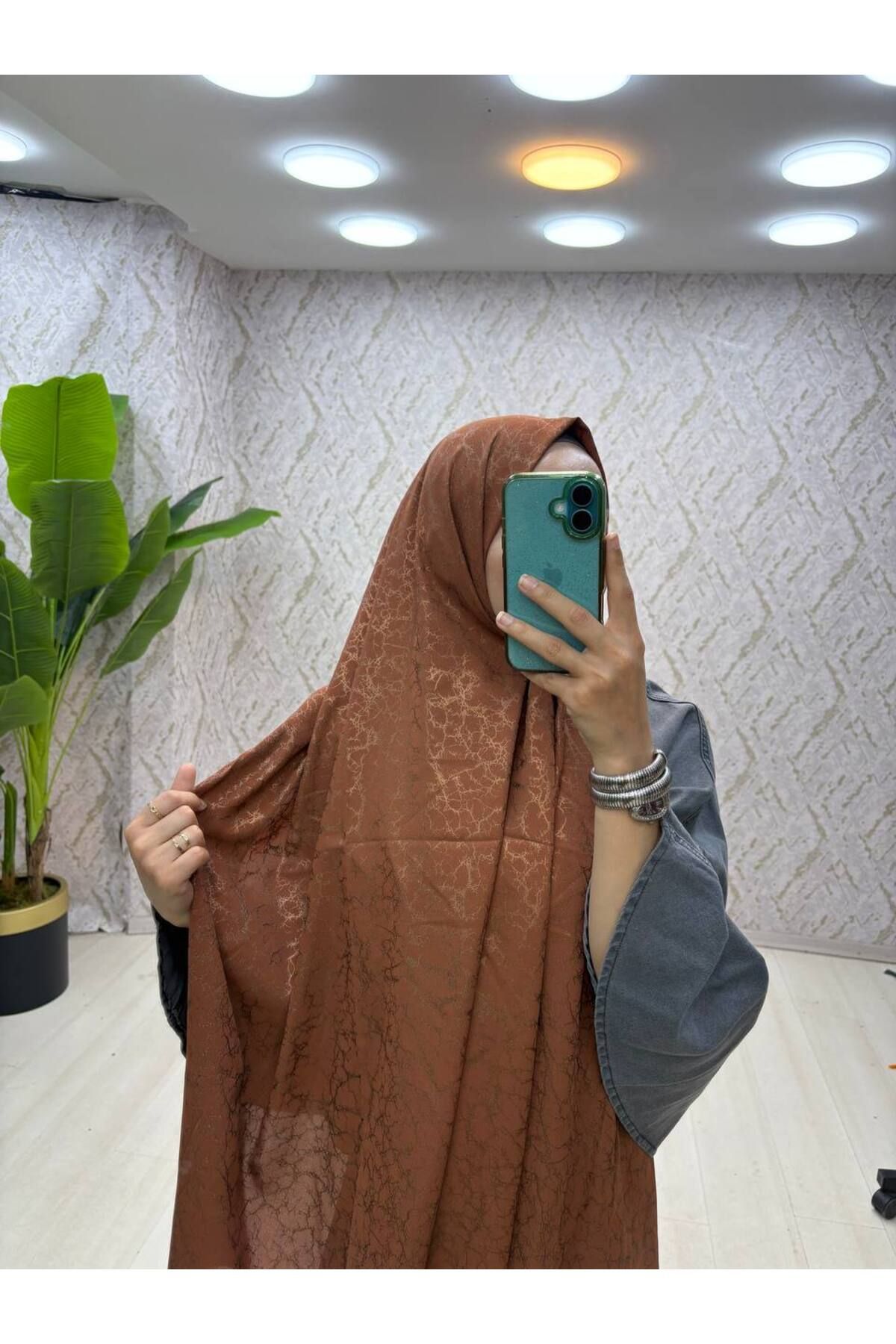 AYNUR TEKSTİL parlak dokulu krep şal 180*75
