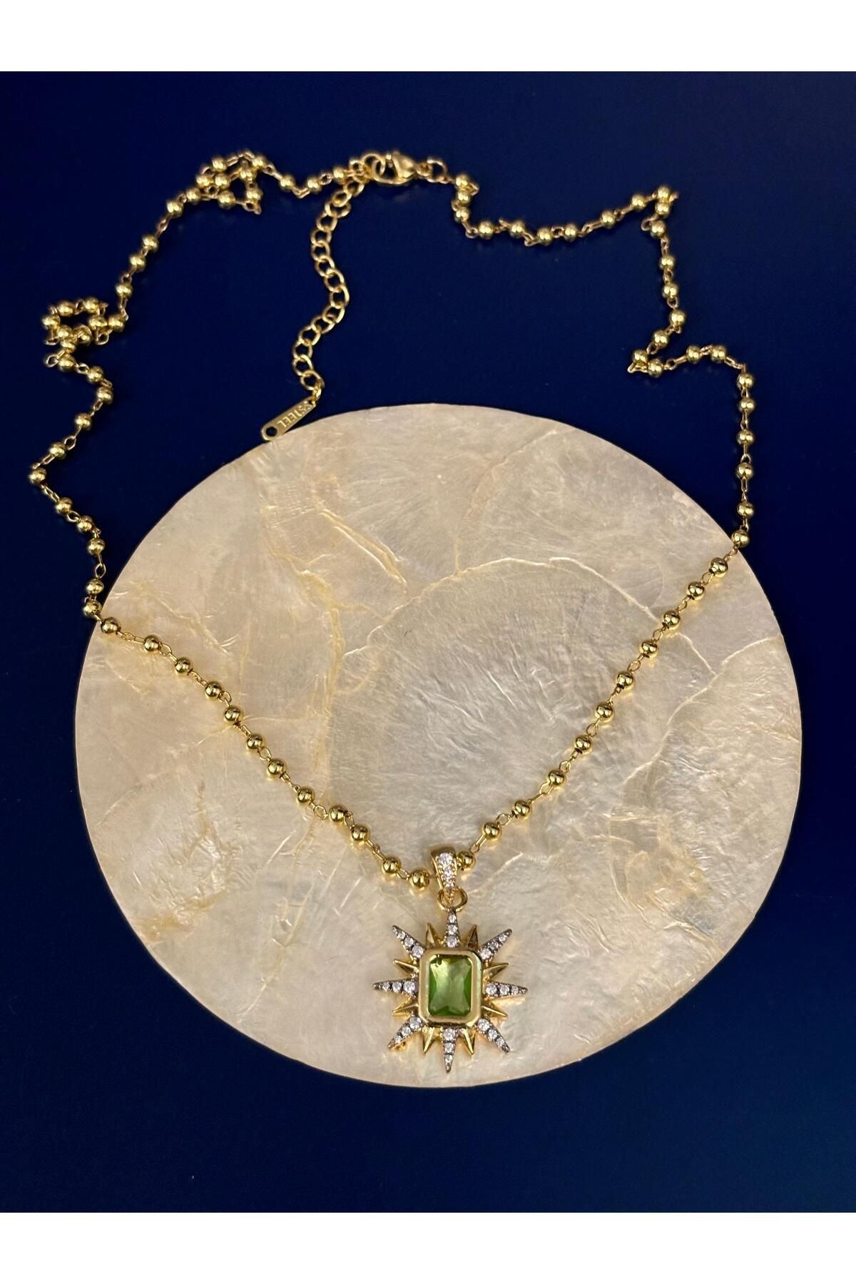 Idarosa Concept Altın Renk Gold Top Zincirli Yeşil Zirkon Taşlı Kuzey Yıldızı Motifli 50cm Uzun Çelik Kolye KARARMAZ