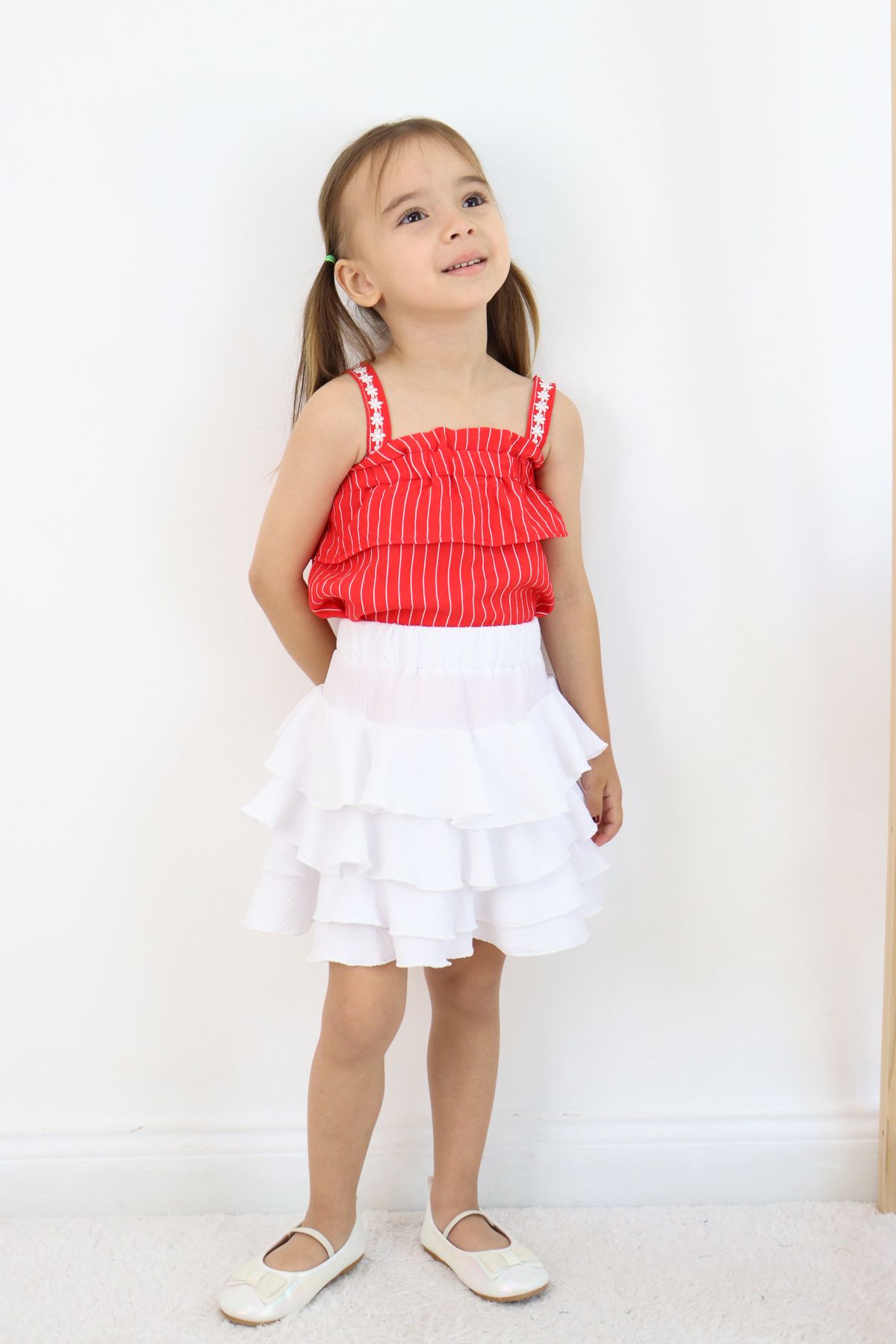FESSHERA KİDS-💜   Fusta albă cu volane pentru fetiță – model elegant și confortabil de vară 💜 6
