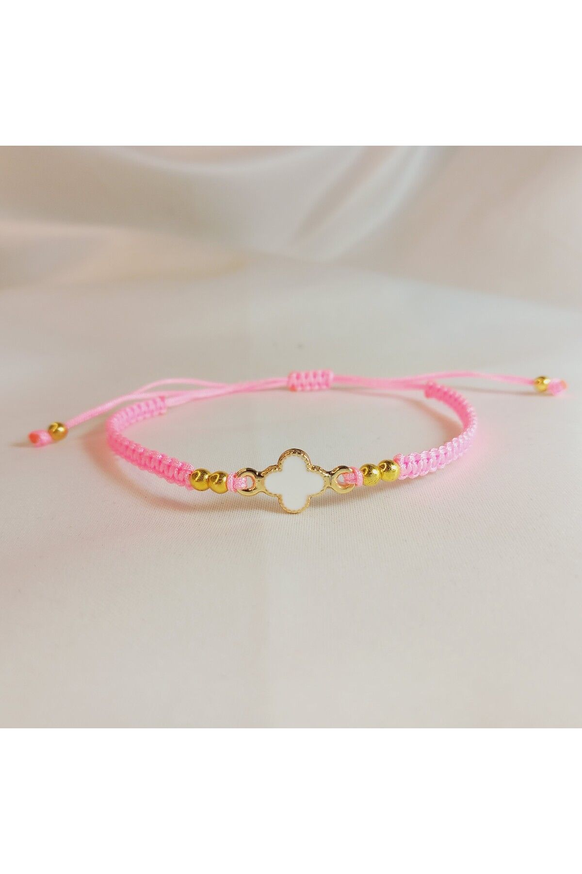 Crystal Atelier Pembe İpli Van Cleef Yonca Makrome Bileklik-Beyaz Yonca Detaylı Çift Taraflı Bileklik-Şans Bileklik
