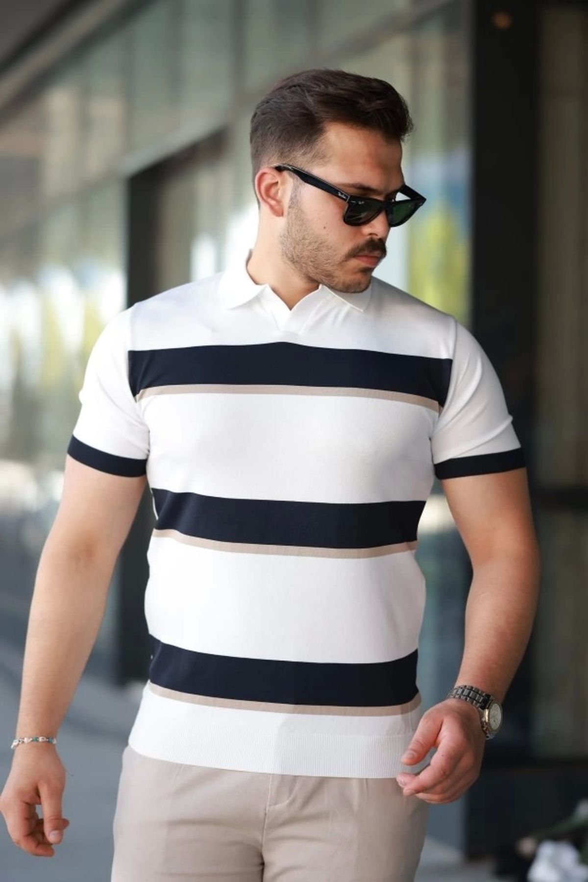 Butik Erkek şerit Desenli Hemşire Yaka Kısa Kollu Tişört