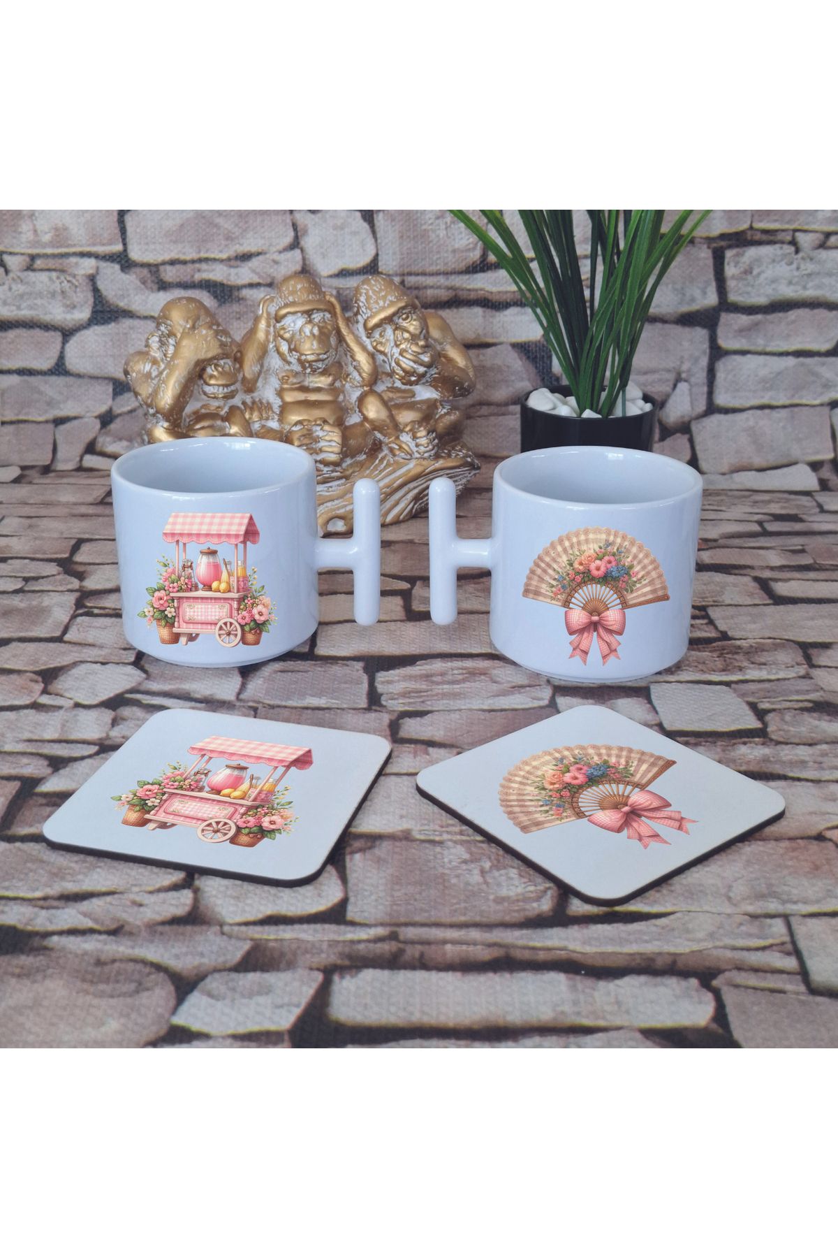 giftkonsept Pembe Yaz Teması Baskılı 4'lü Set Ahşap Bardak Altlığı ve Latte Fincanı T Kulplu Kupa Bardak