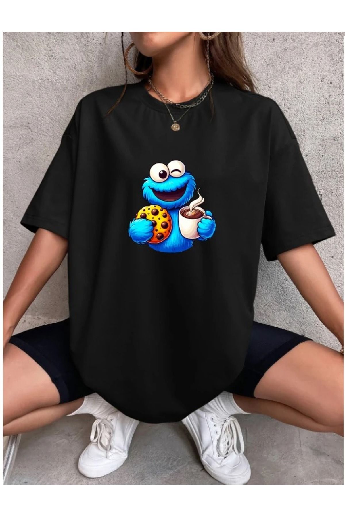 shidumanlar Kurabiye Canavarı Tasarımı Tshirt Oversize-Siyah