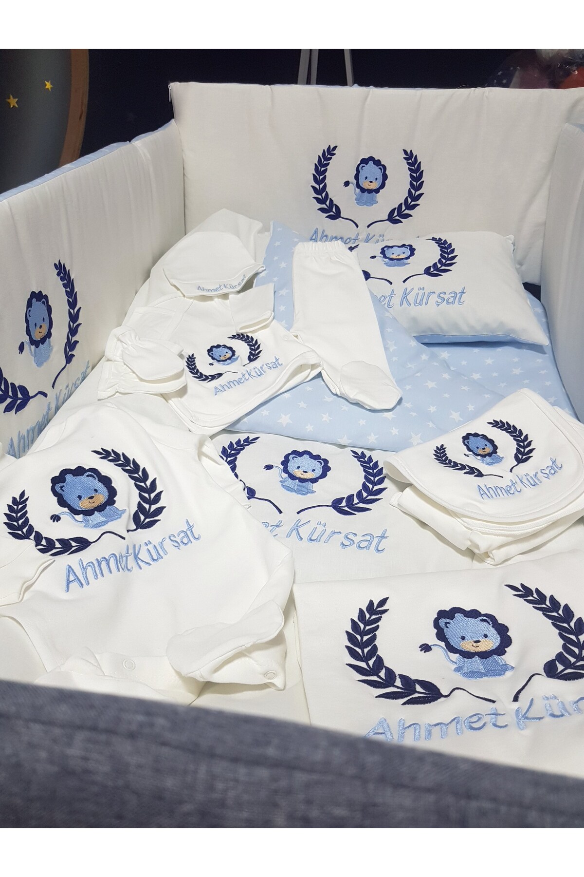 bebek_iklimi İsimli Nakış İşlemeli Erkek Hastane Çıkışı - 10 Parça Yenidoğan Seti fotoğrafı 4 (önizleme)