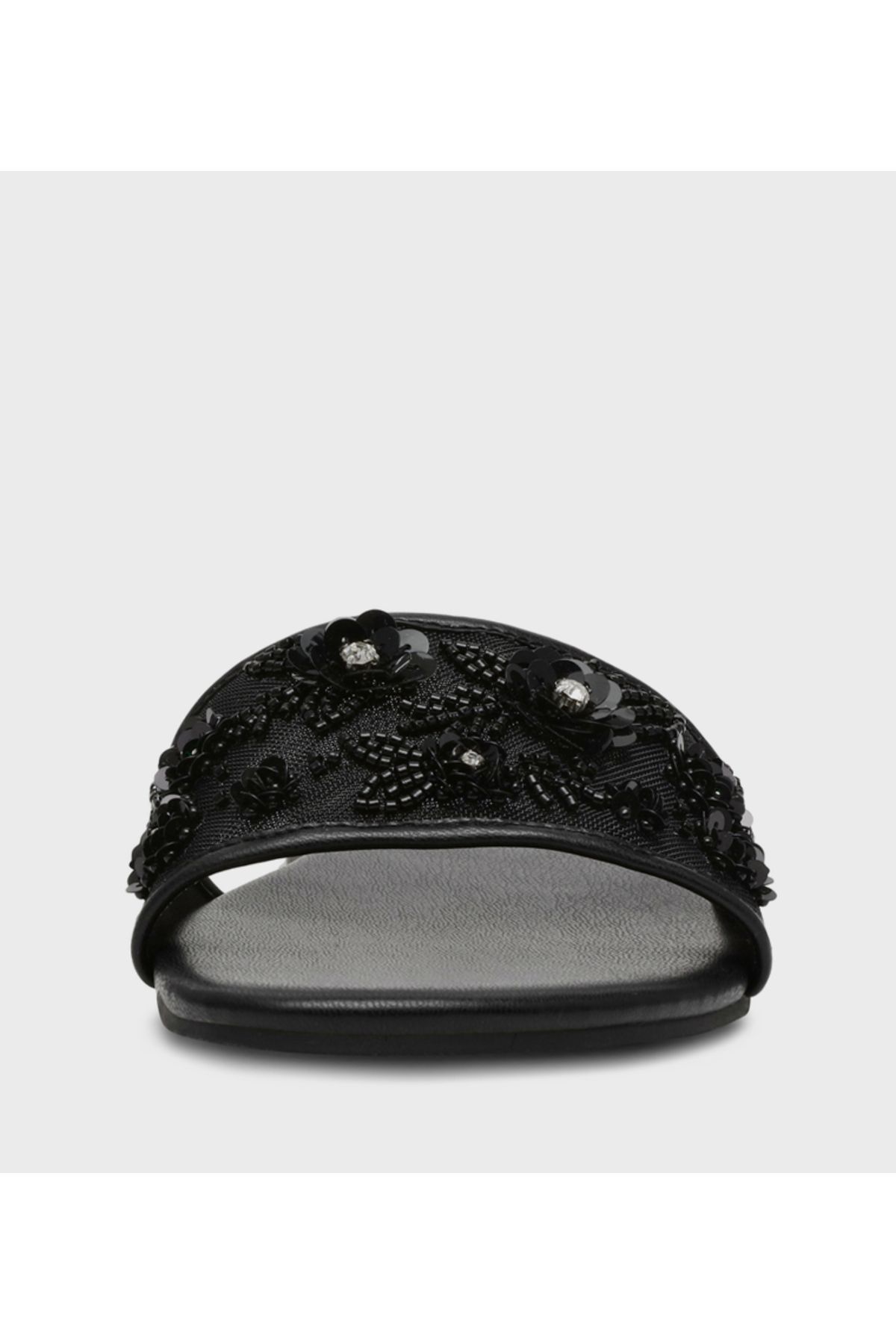 Steve Madden-Classic Slip-On Flats for Timeless Style, Modern Edge 5
