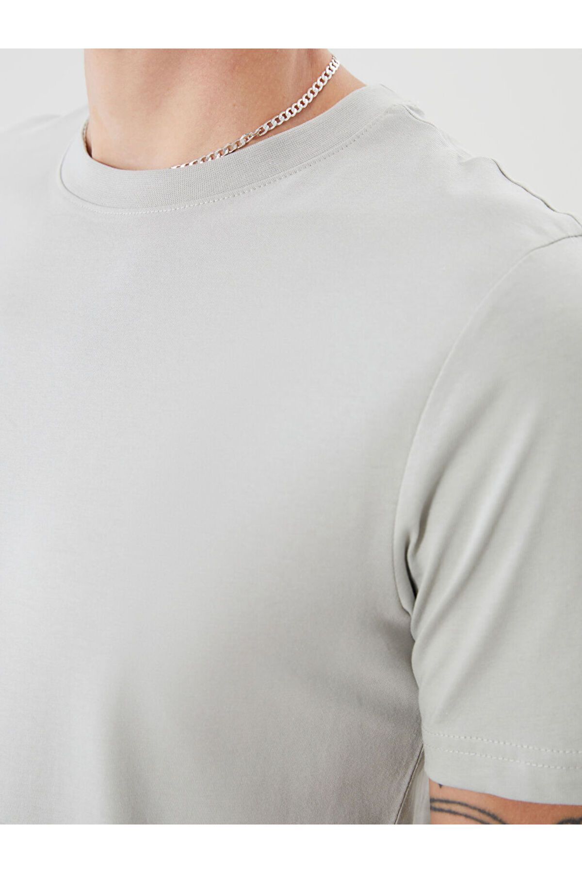 LC Waikiki-New Season Crew Neck Βαμβακερό Ανδρικό Tisort - S5N342Z8 3