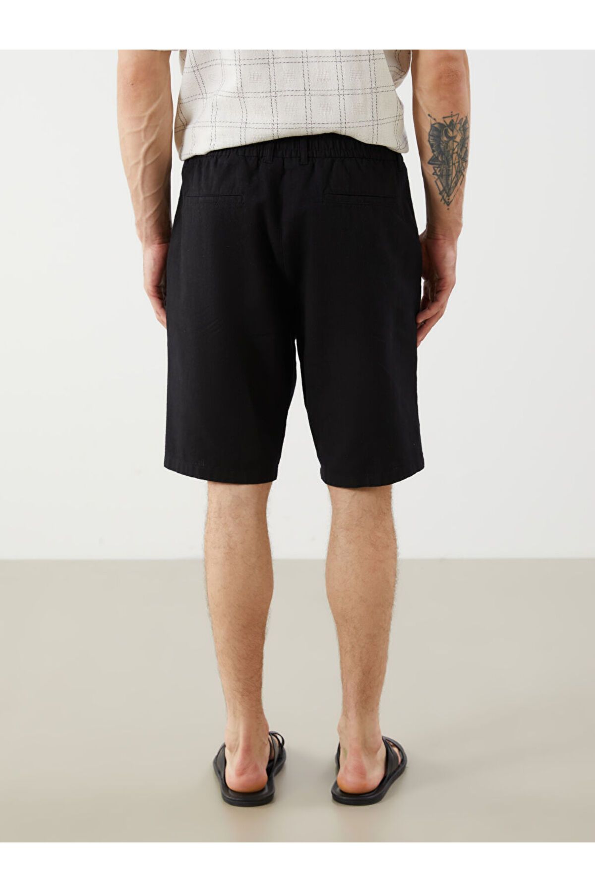 LC Waikiki-Μαύρο ανδρικό σορτς Standard Fit 4