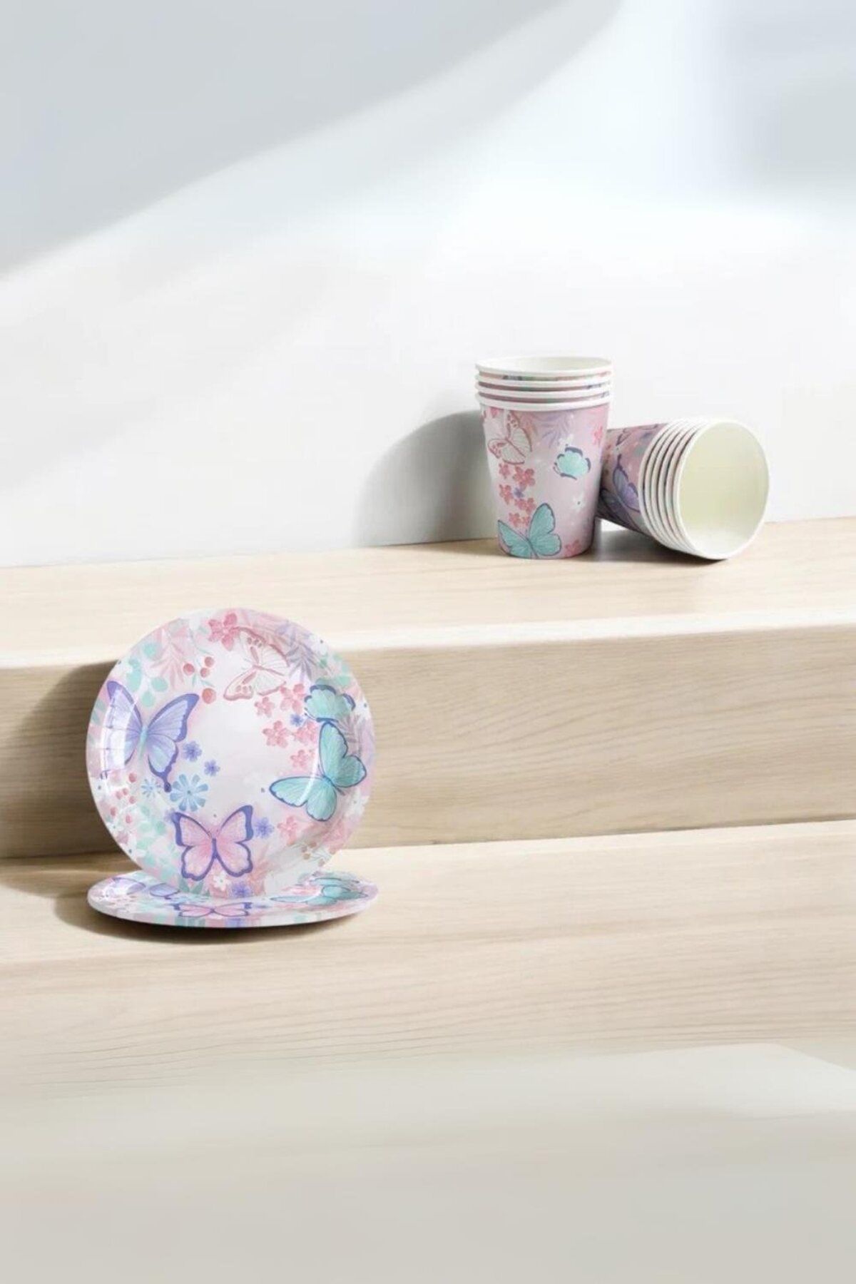 Le Mabelle-Pink Butterfly Patterned Set of 8 Plates and Cups 4