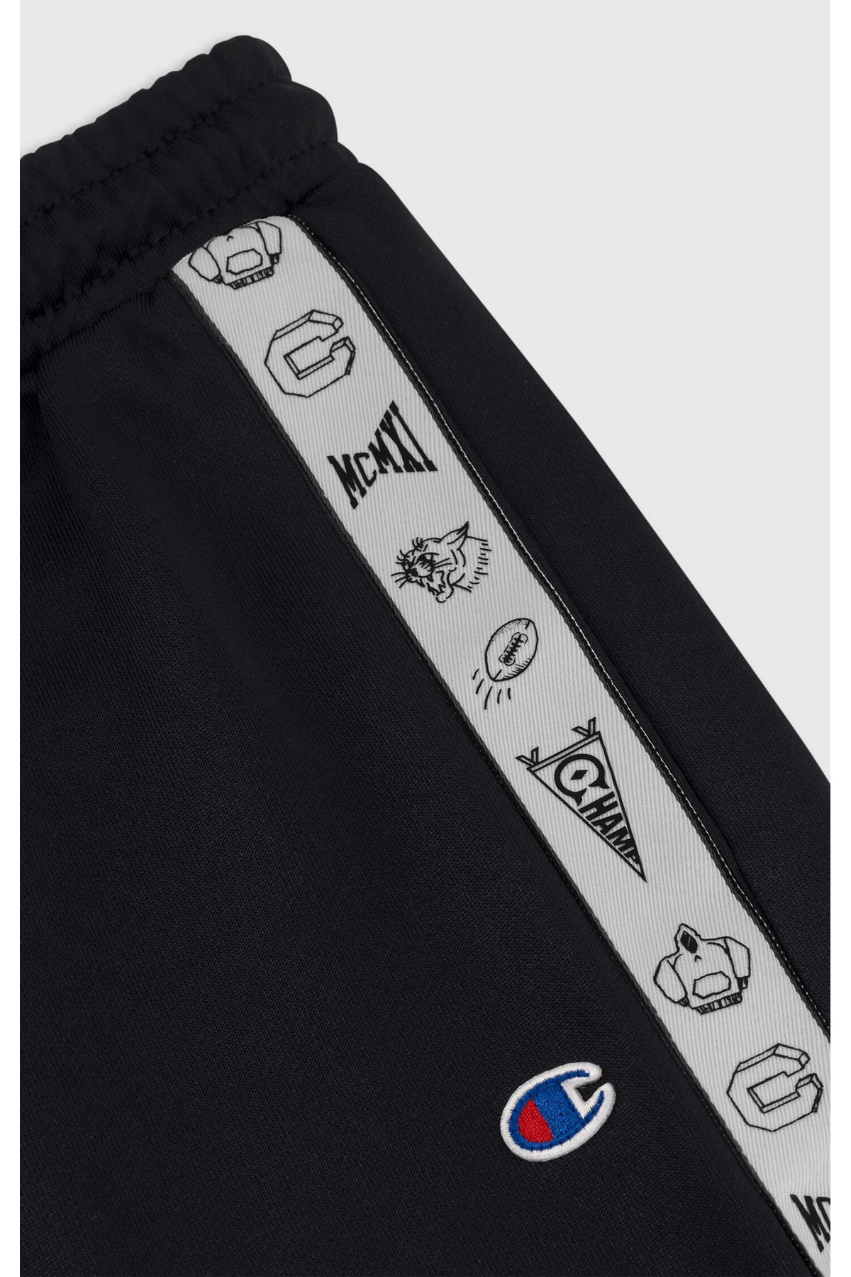 Champion  Yearbook Shorts Siyah Erkek Şort-220935-KK001 - Görsel 5