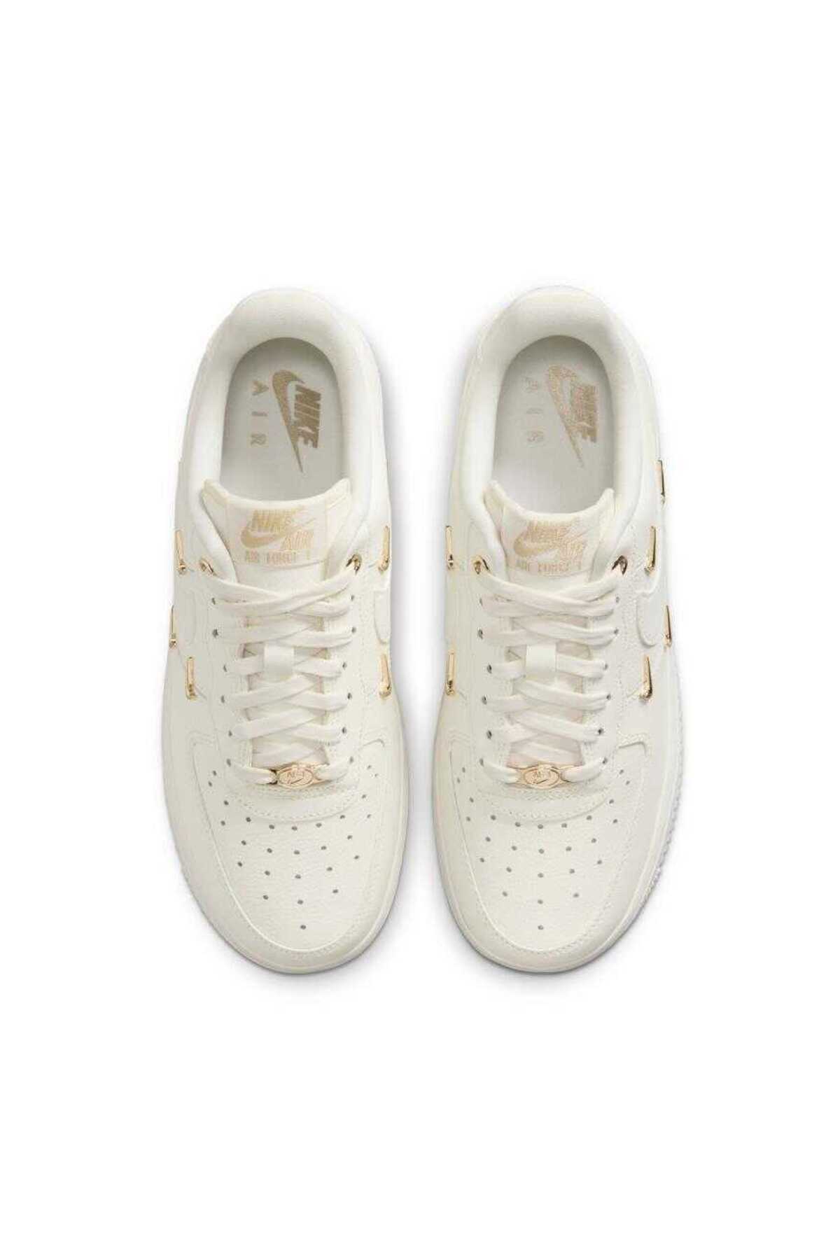 Nike WMNS AIR FORCE 1 07 LX