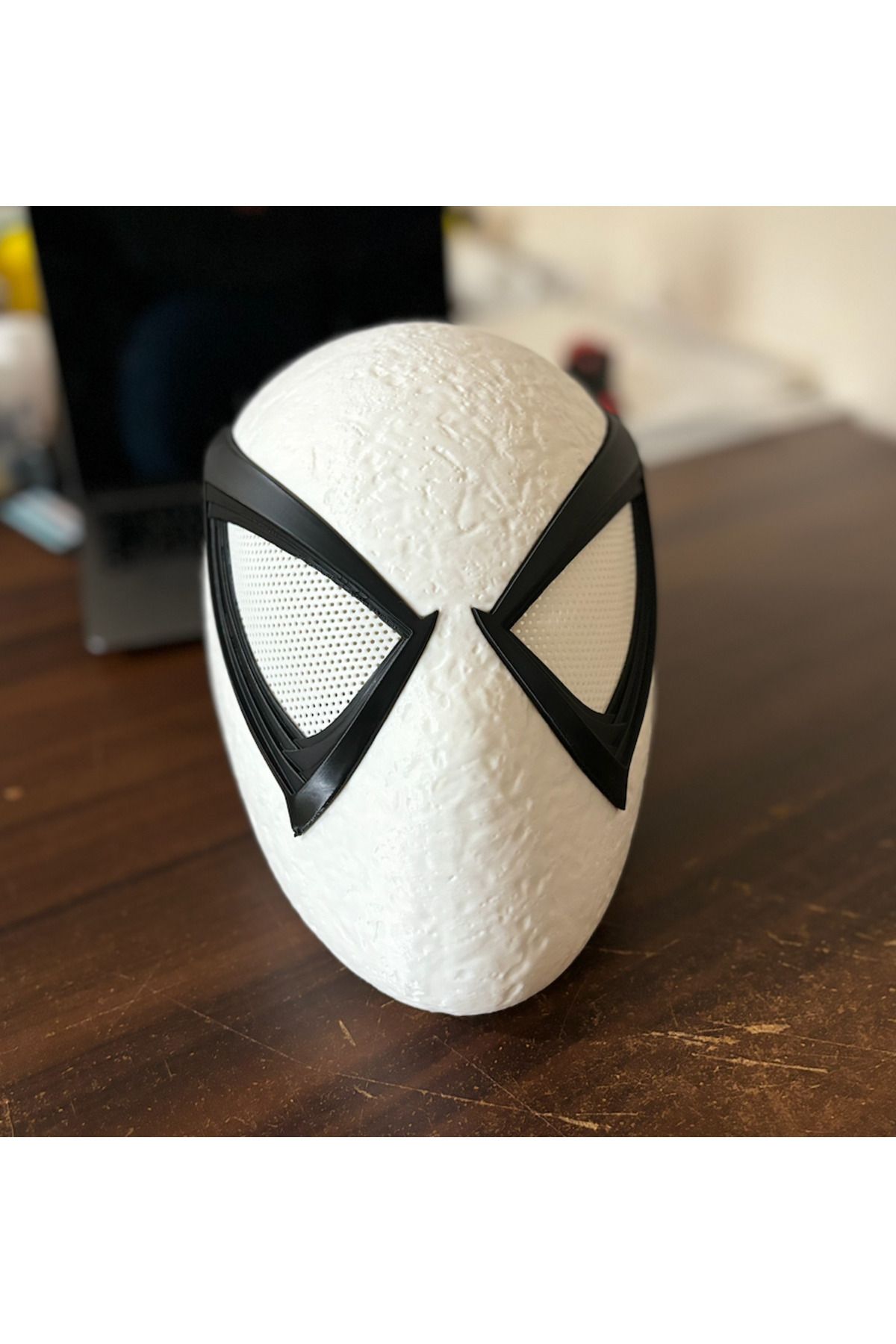 Paw Studio Anti Venom Beyaz White ( Mıknatıslı Giyilebilir Maske )