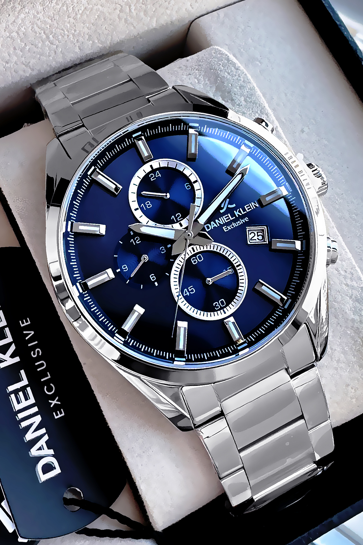 ساعت مچی مردانه اختصاصی 3 اتم ضدآب، بند فولادی رنگ نقره‌ای، دستبند هدیه Dke2129C3